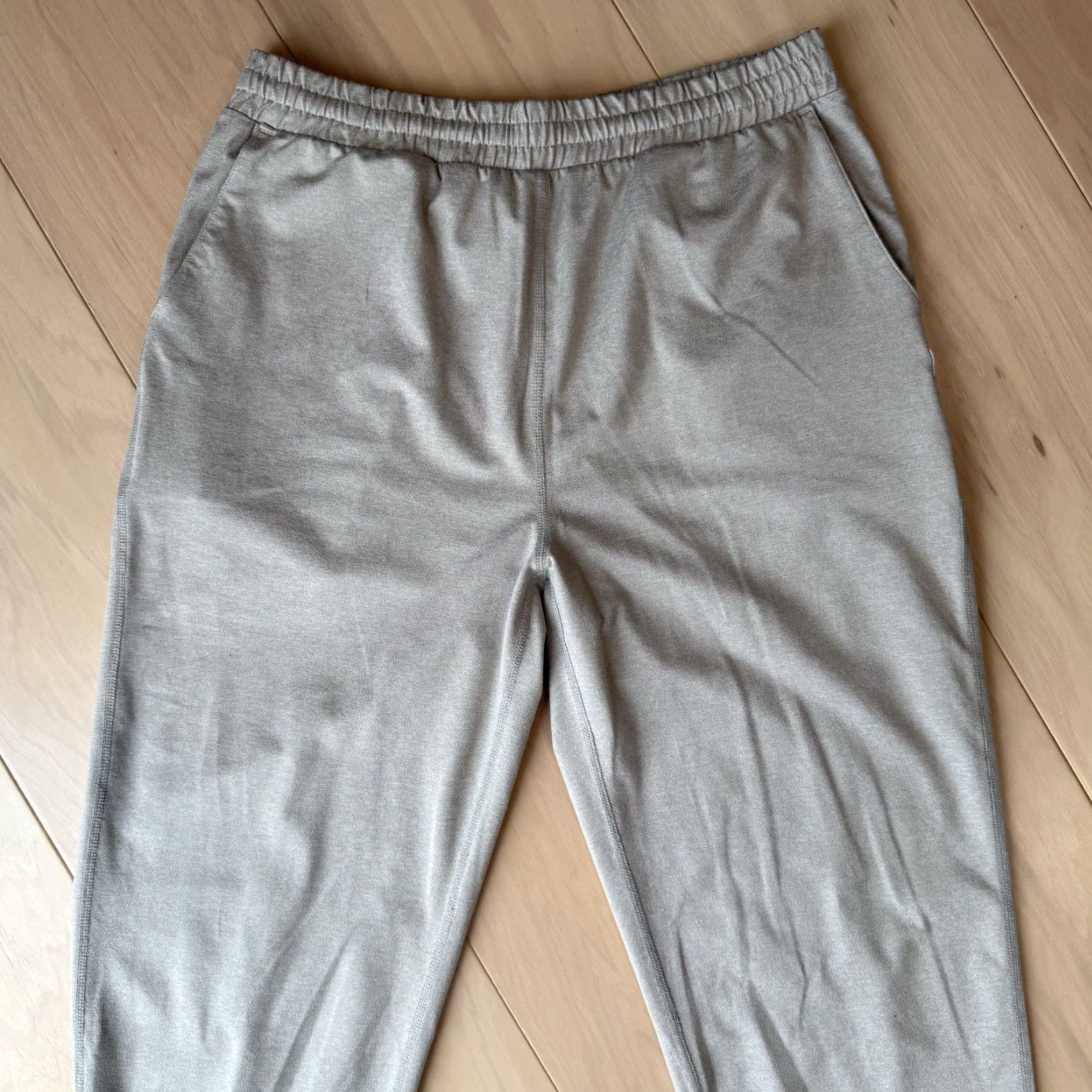 Vuori Vuori Boyfriend Jogger Women's S Beige Comfy Sweatpants Loungewear Yoga Pants Regular Size 28" / US 6 / IT 42 - 3 Thumbnail