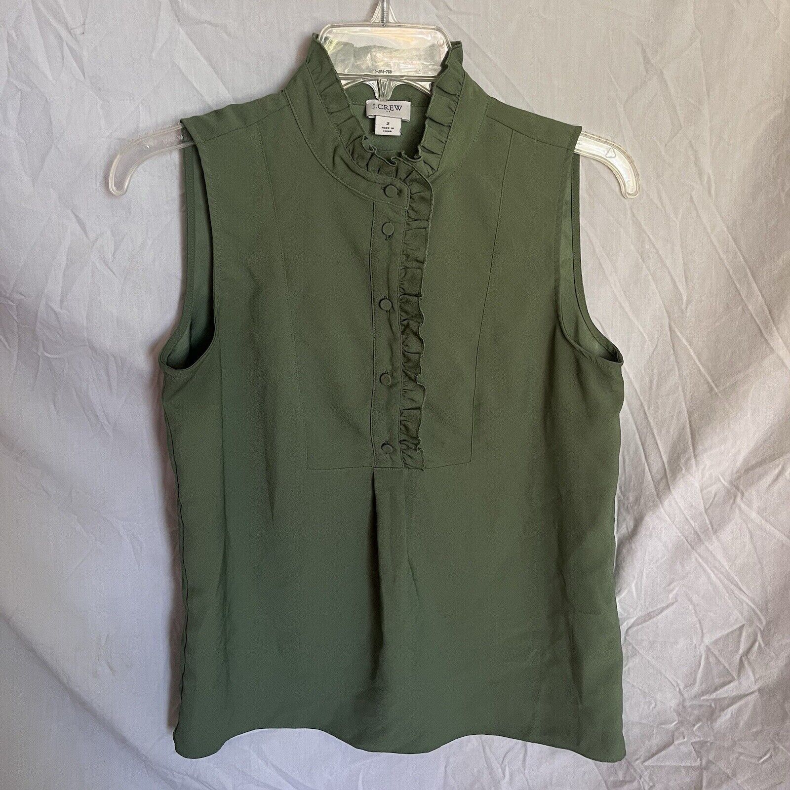 J.Crew 1/2 Button Ruffle-trim Sleeveless Ruffle Collar Blouse Size XS / US 0-2 / IT 36-38 - 1 Thumbnail