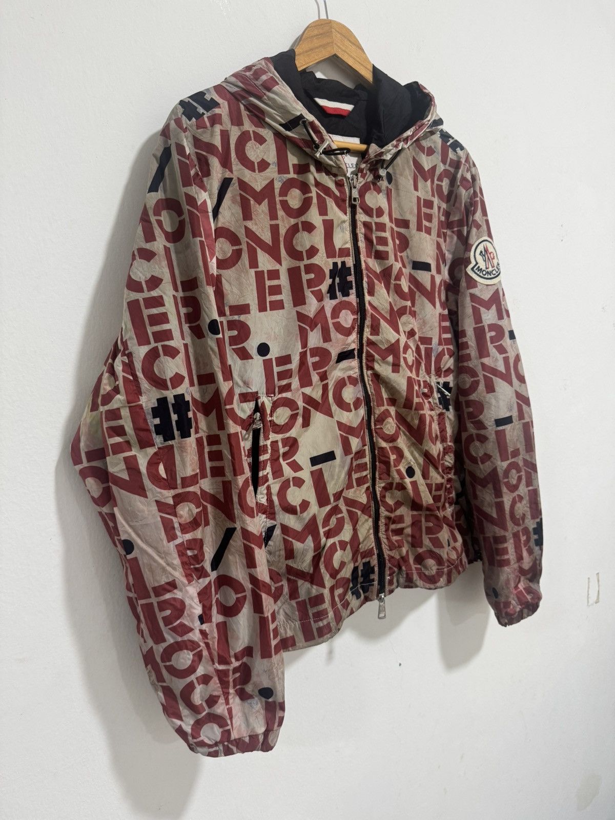 Moncler Moncler Overprint Spellout Light Jacket Size US M / EU 48-50 / 2 - 2 Thumbnail