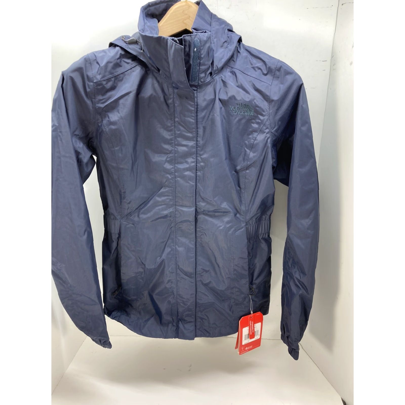 The North Face VINTAGE? No. The North Face Womens XS Resolve Parka II Navy Blue Coat XS Womens Parka The North Face Resolve Parka II Navy Blue NWT Free Shipping Size XS / US 0-2 / IT 36-38 - 2 Thumbnail