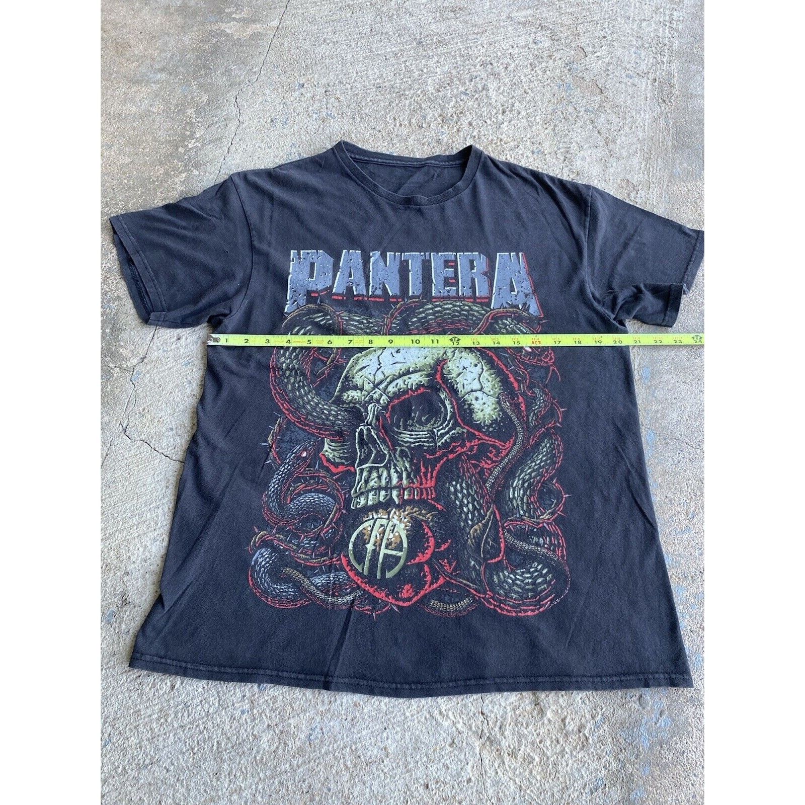 Band Tees Pantera Bravado Skull Snake Band Tee Metal T Shirt Medium Size US M / EU 48-50 / 2 - 10 Thumbnail