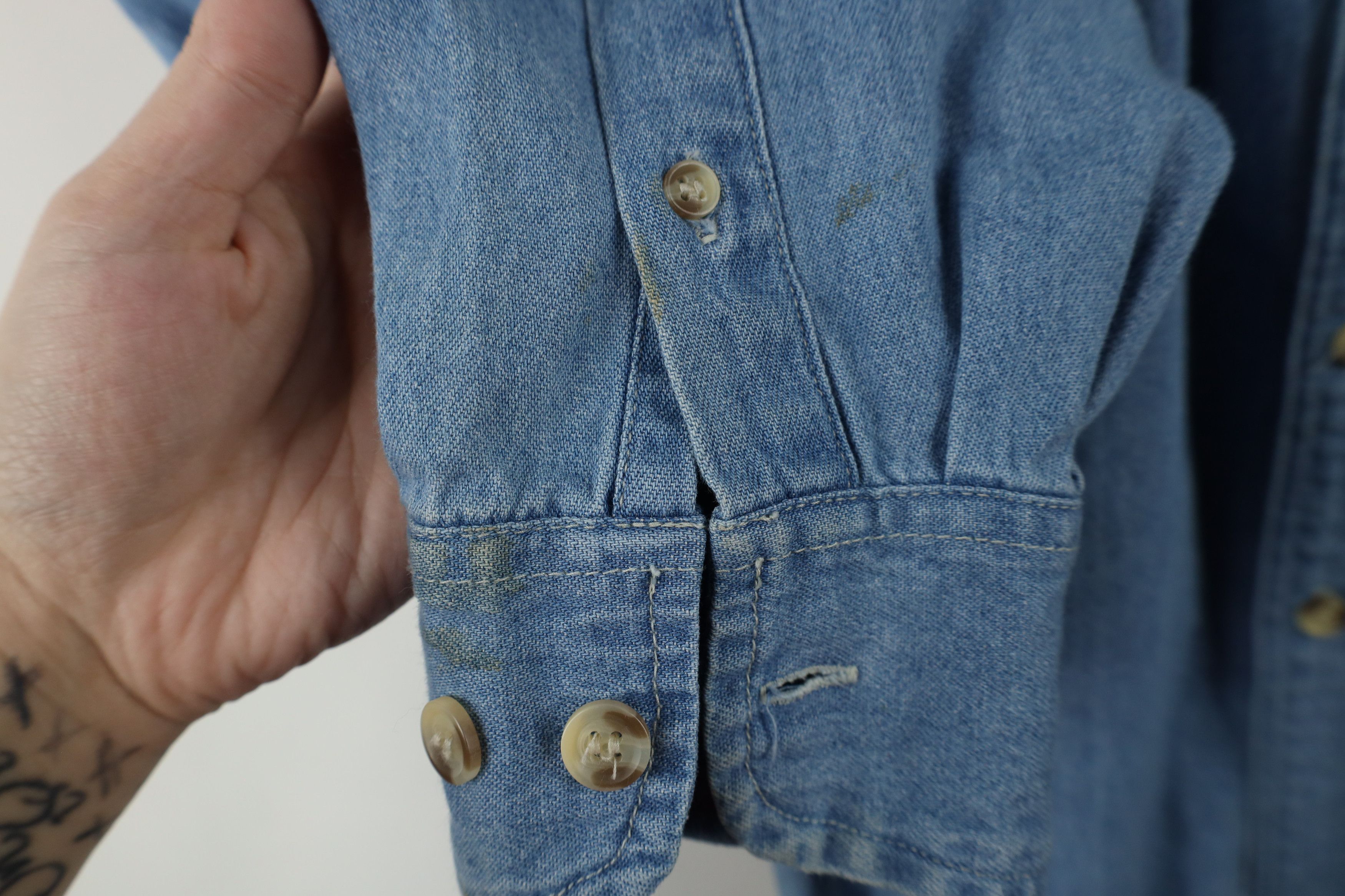 Vintage Vintage 90s Streetwear Blank Denim Jean Button Down Shirt Size US M / EU 48-50 / 2 - 8 Thumbnail