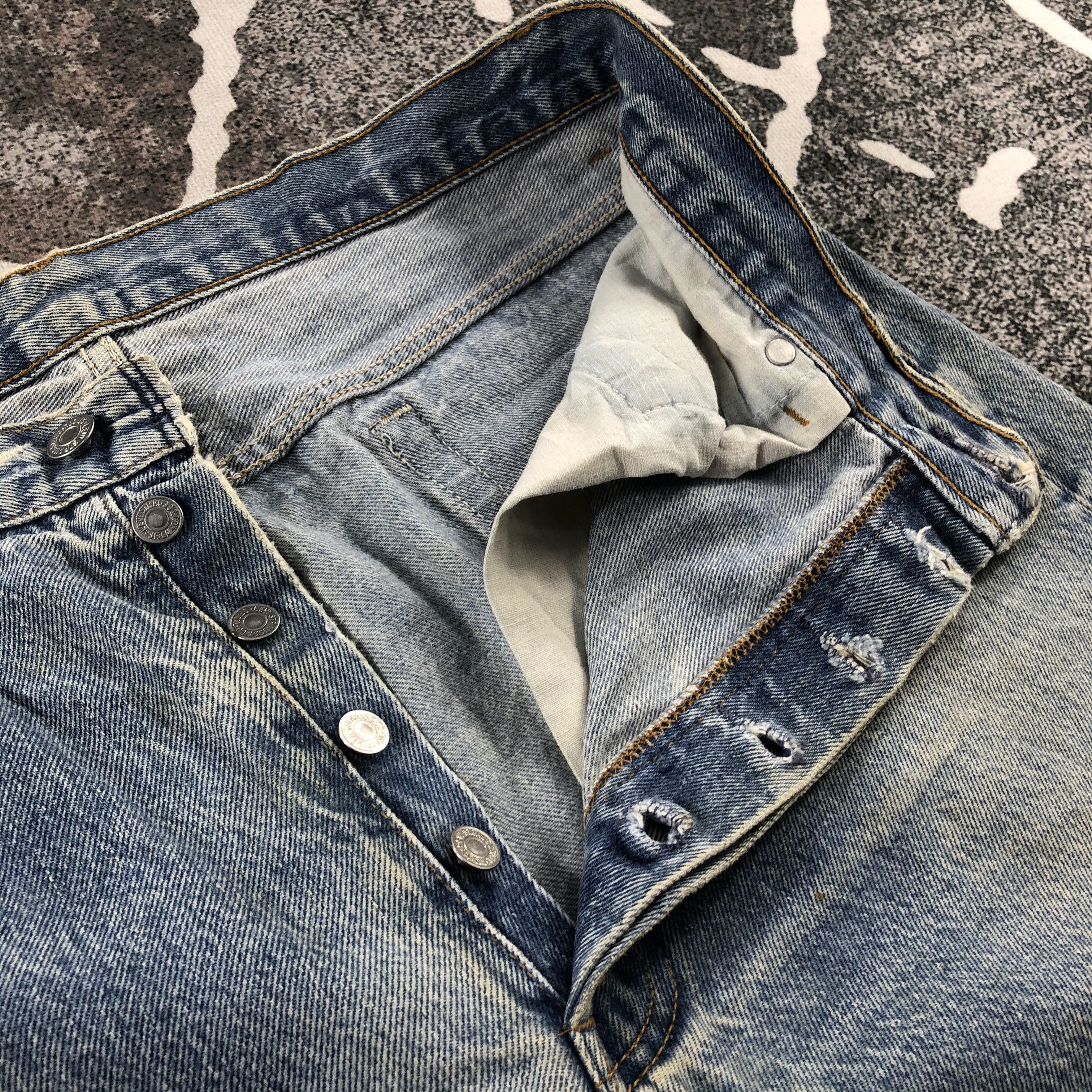 Levi's Vintage Levis 501 Jeans Stone Wash Distres Denim KJ1236 Size US 35 - 8 Thumbnail