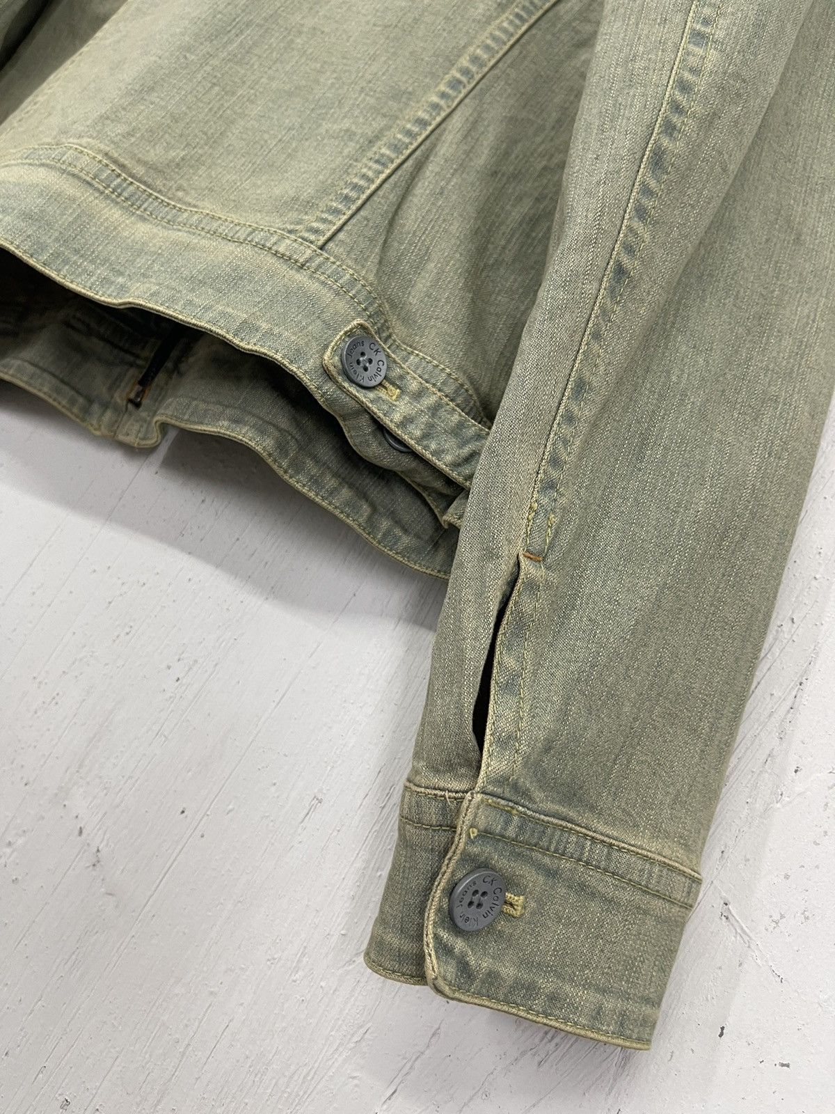 Calvin Klein Vintage 00's Calvin Klein Mudwash Zip Front Jackets Denim Size US L / EU 52-54 / 3 - 13 Thumbnail