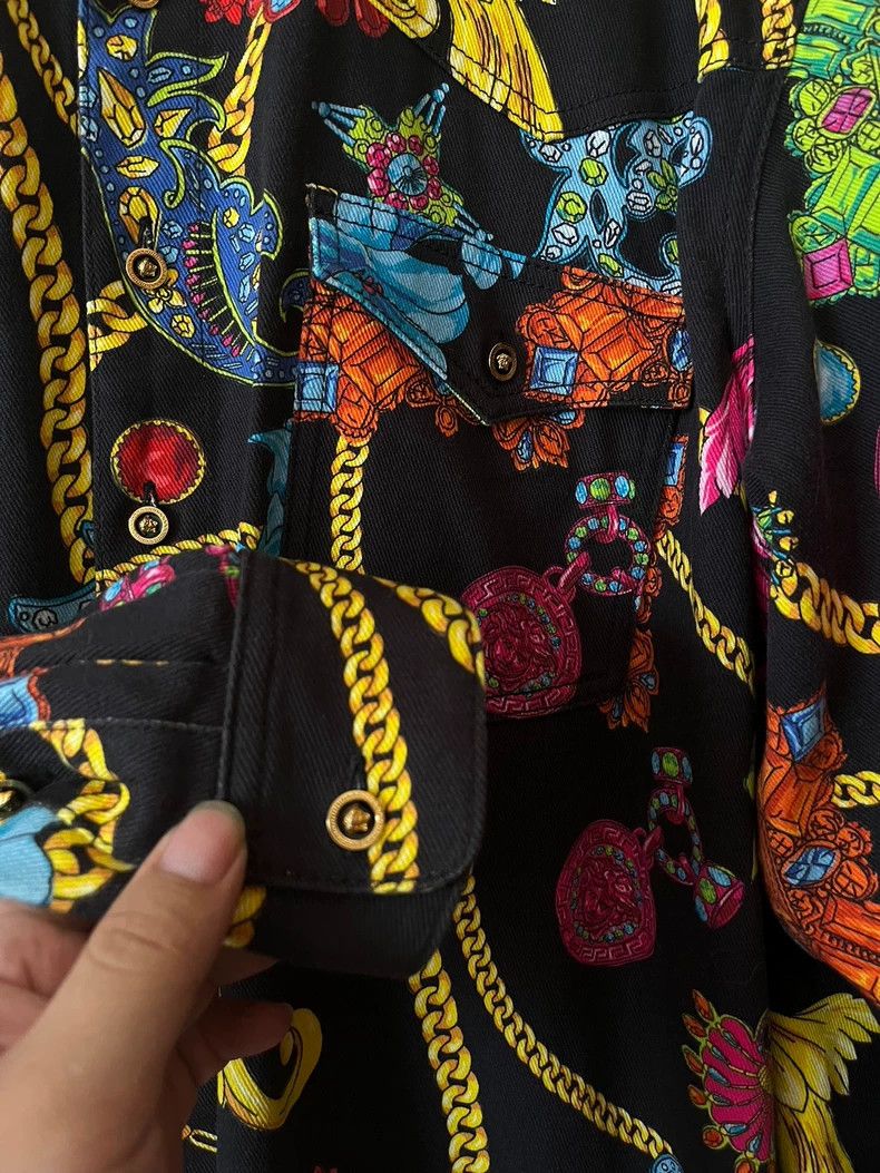 Versace Versace Printed denim jacket top Size US L / EU 52-54 / 3 - 5 Thumbnail