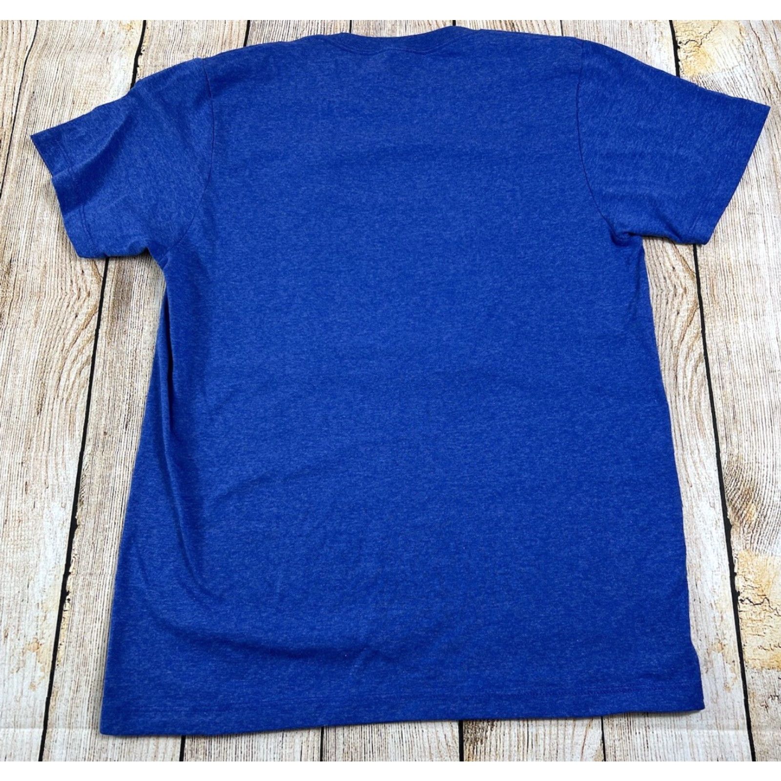 Vintage Buc-ee’s T-Shirt Men Blue Short Sleeve Size M Beaver Blue Terrell TX Classic T-Shirt Size US M / EU 48-50 / 2 - 2 Thumbnail