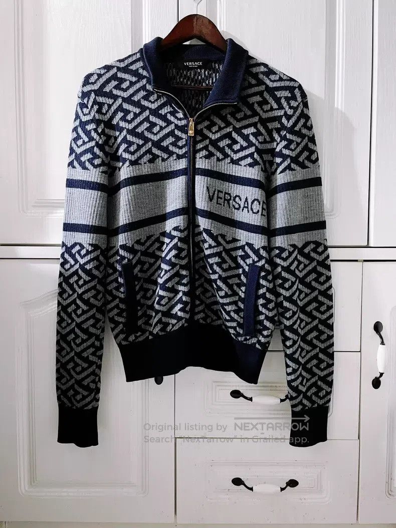 Other Versace Medusa wool knit jacket coat Size US XS / EU 42 / 0 - 1 Thumbnail