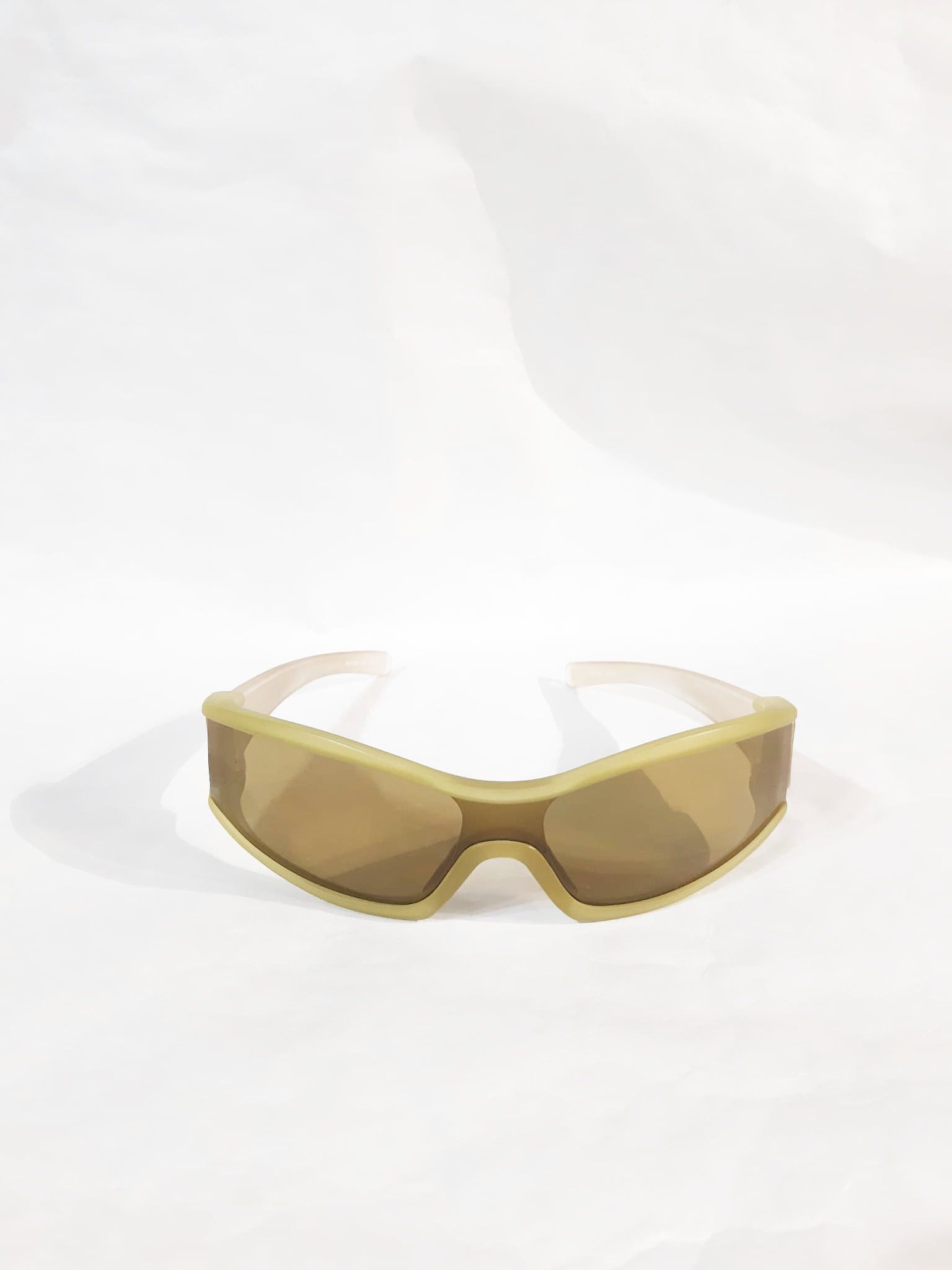 Prada Prada SS 2000 Transparent Yellow Neon Sunglasses Size ONE SIZE - 2 Thumbnail
