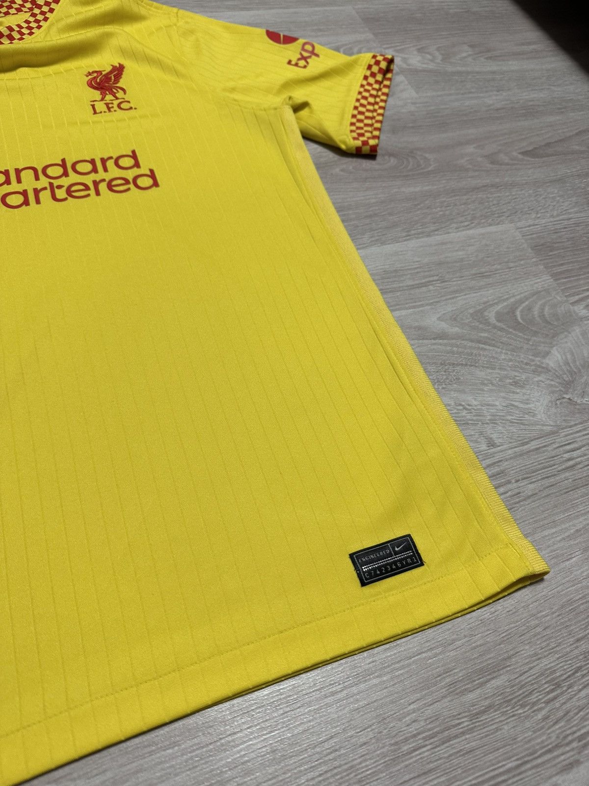Nike LIVERPOOL 2021 2022 THIRD FOOTBALL SHIRT SOCCER JERSEY NIKE Size US M / EU 48-50 / 2 - 6 Thumbnail