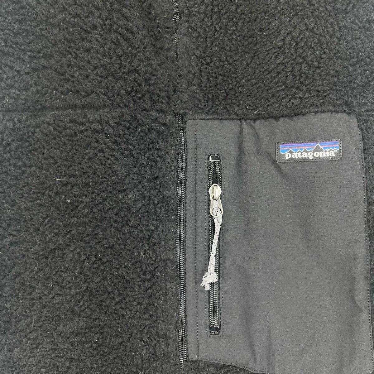 Patagonia × Vintage 90’s Patagonia Fleece Deep Pile Sleeveless Jacket Size US L / EU 52-54 / 3 - 7 Thumbnail
