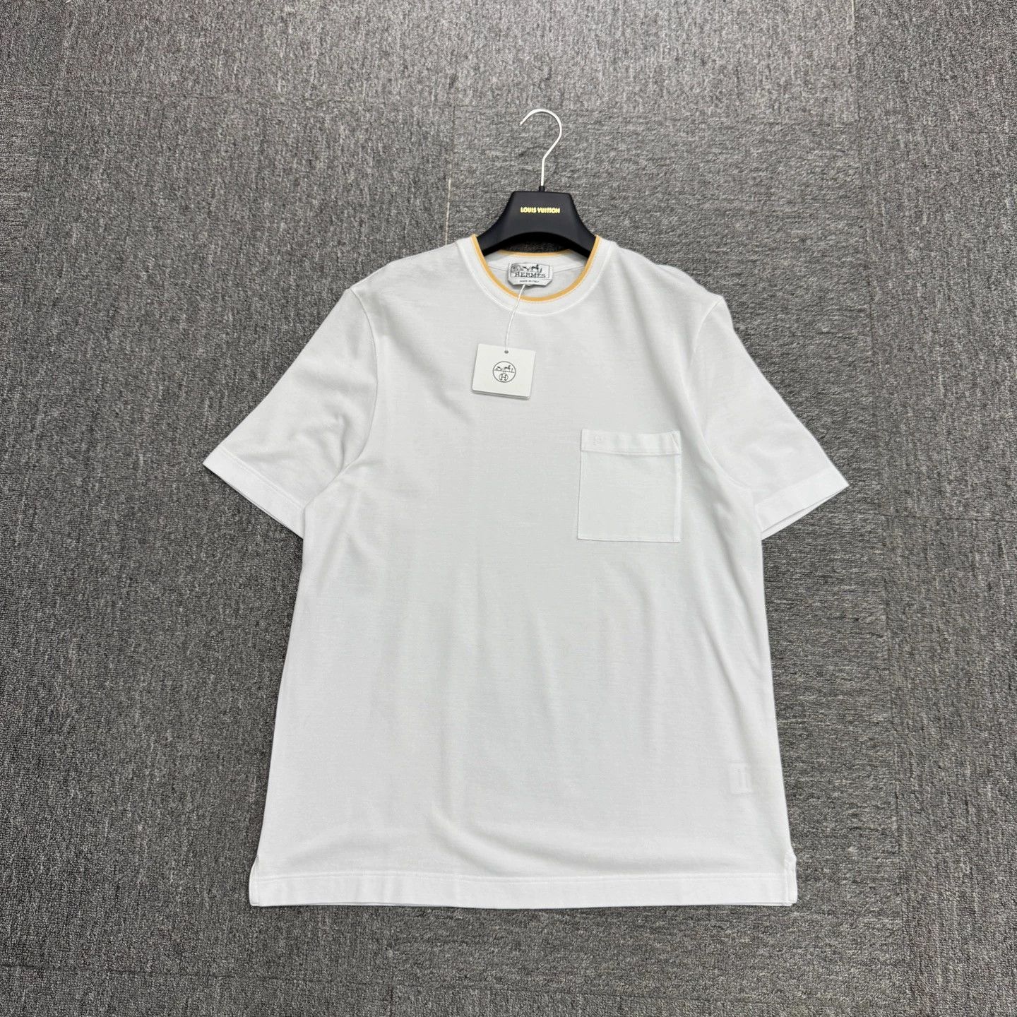 Hermes Hermes Short-Sleeve Pocket Polo M Size M / US 6-8 / IT 42-44 - 1 Thumbnail