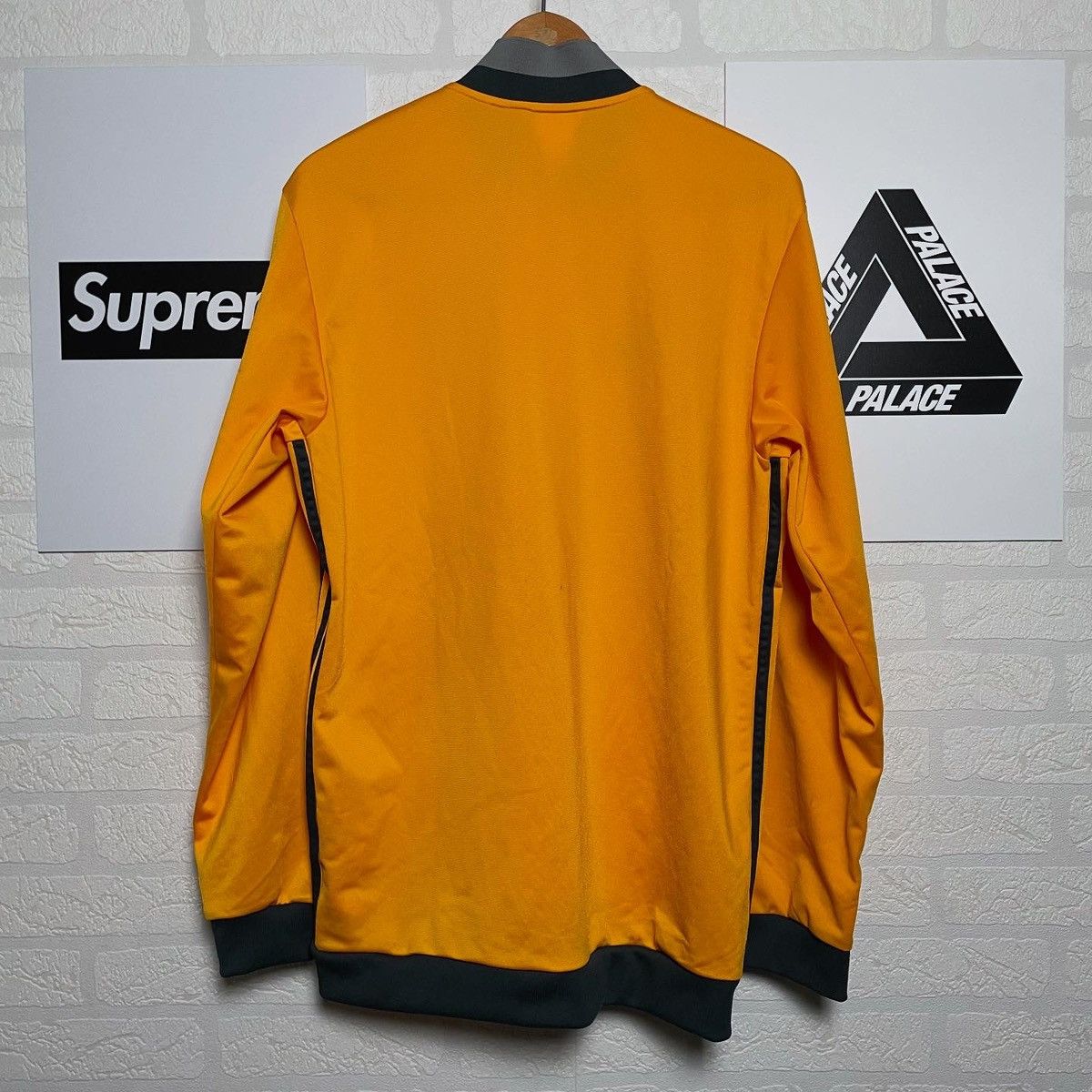 Nike Adidas Juventus 2016 2017 Vintage Crewneck Sweatshirt Size US M / EU 48-50 / 2 - 2 Thumbnail