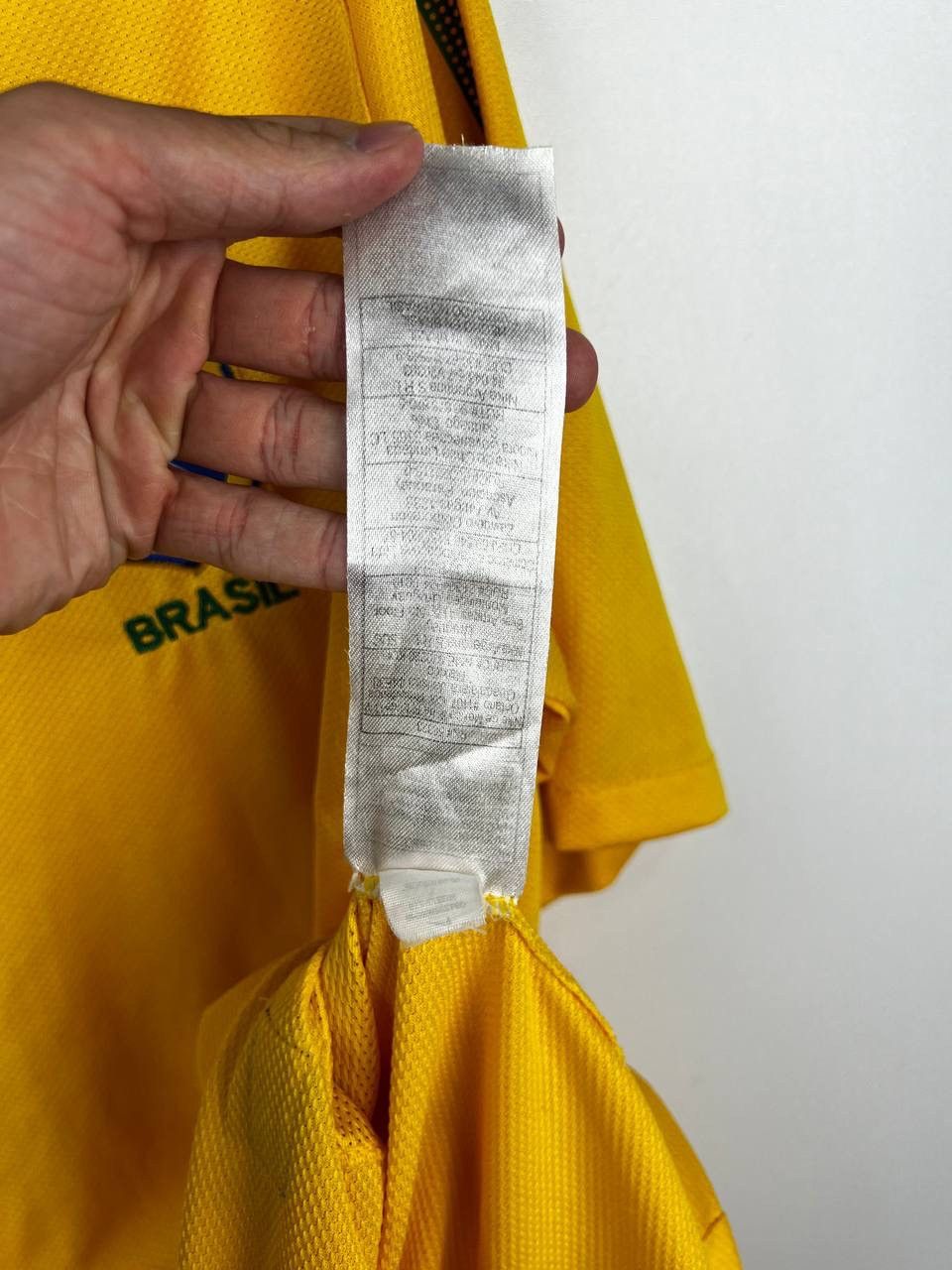Vintage Brazil Nike vintage t-shirts size L Size US L / EU 52-54 / 3 - 4 Thumbnail