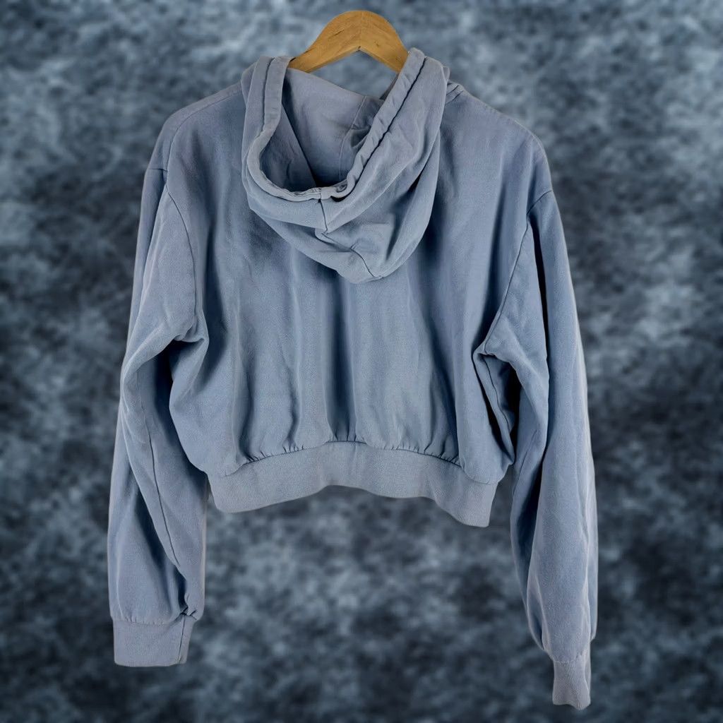 Vintage H M Divided Cropped Hoodie Blue Long Sleeve Zip Up Basic Size L Womens Size L / US 10 / IT 46 - 1 Thumbnail