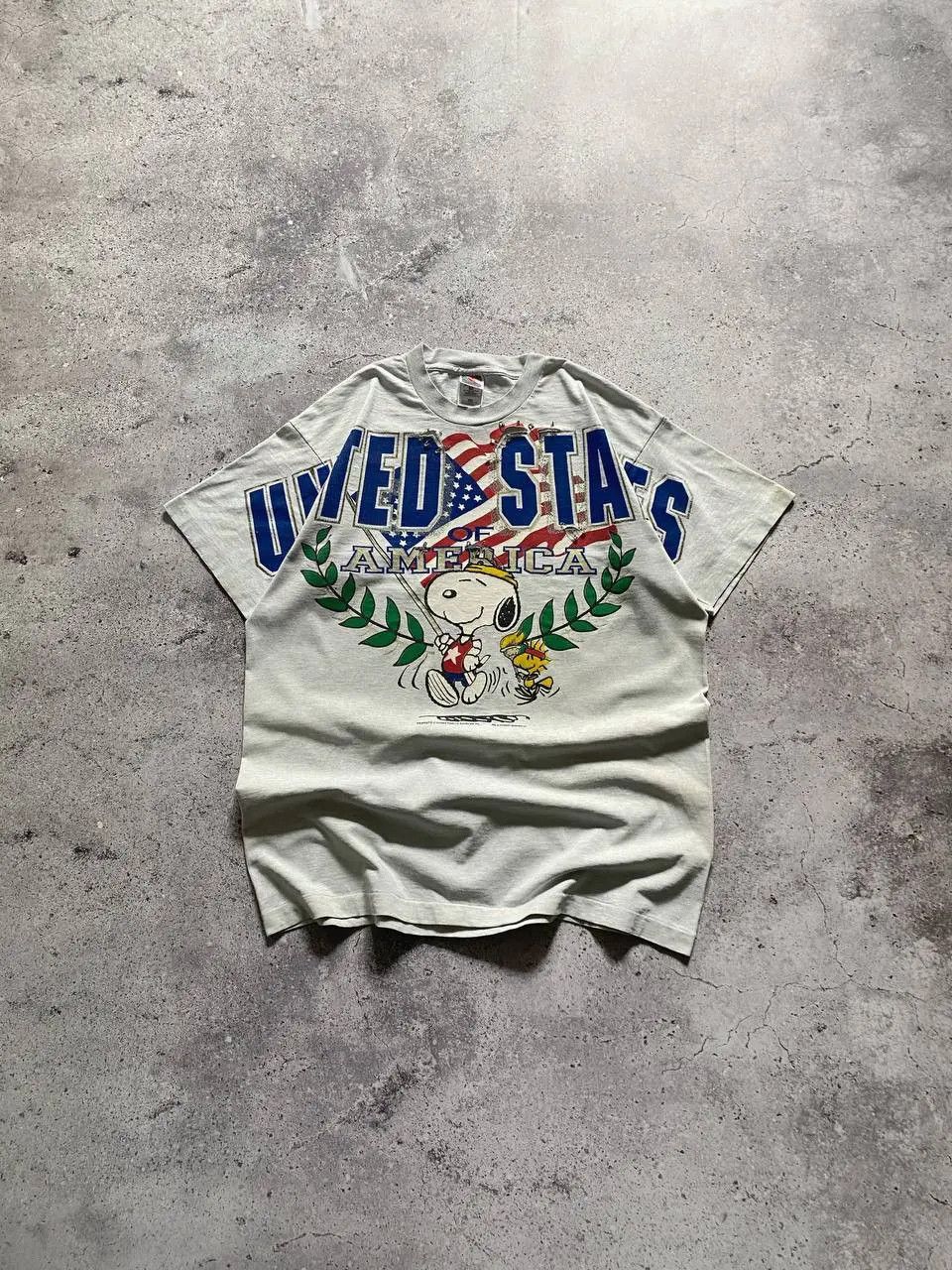 Pre-owned Cartoon Network Vintage 90's Peanuts Snoopy Usa Distressed Cartoon T Shirt In Gray