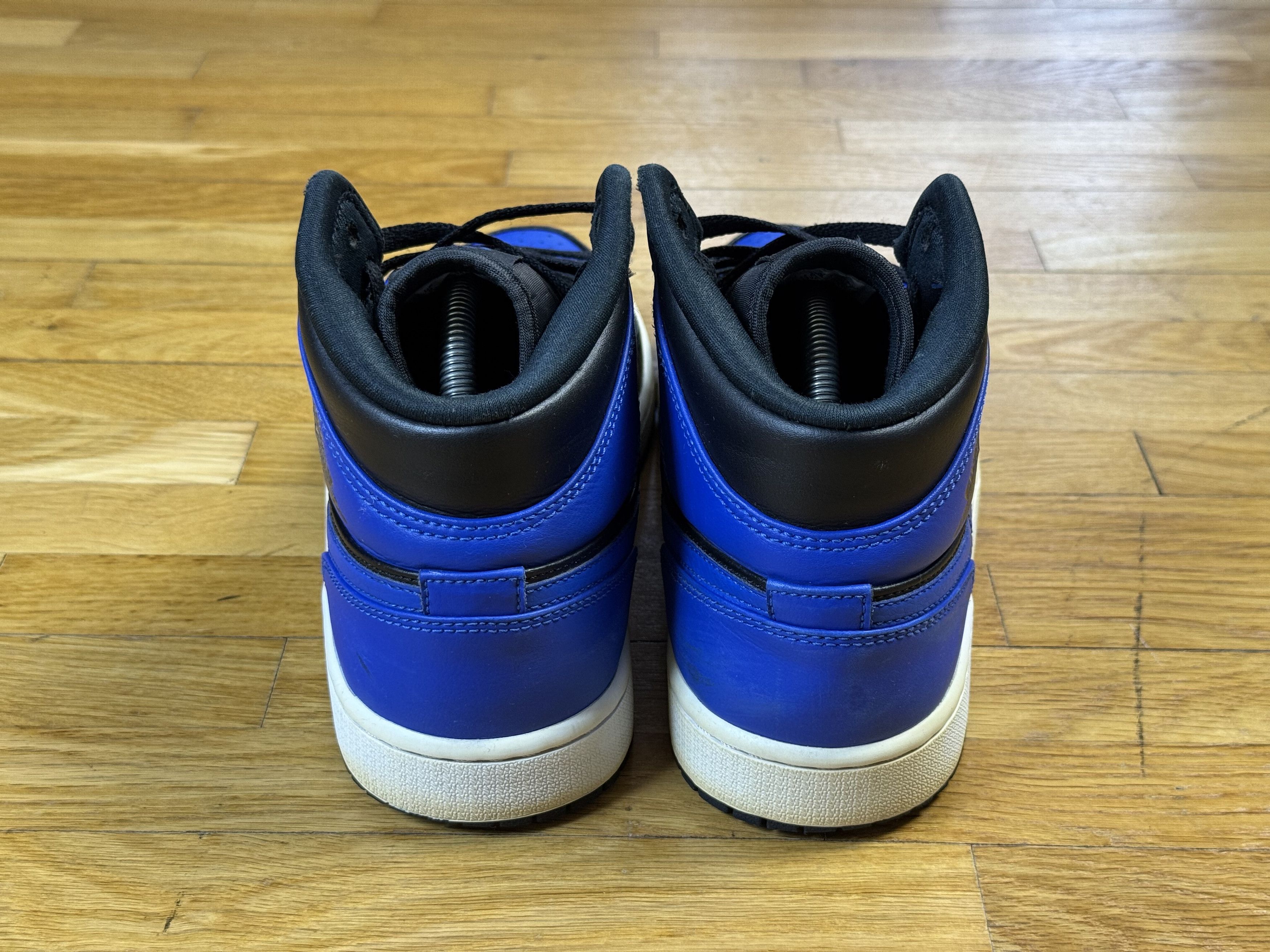 Nike Shoes NIKE AIR JORDAN 1 Mid Hyper Royal Size US 9 / EU 42 - 4 Thumbnail