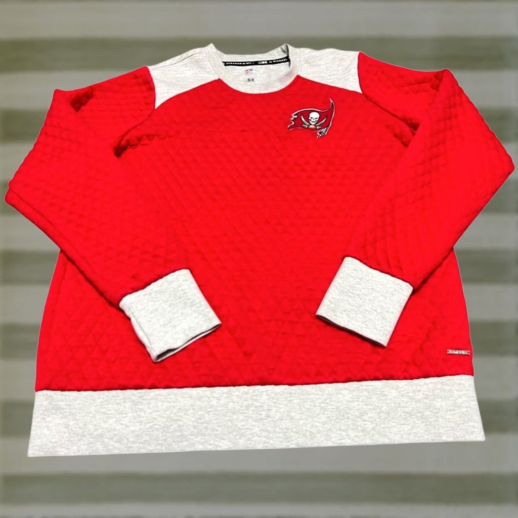 Layer 8 Tampa Bay Buccaneers Marine Layer Sweatshirt Pullover Quilted Soft Adult Medium Red Size US M / EU 48-50 / 2 - 1 Thumbnail