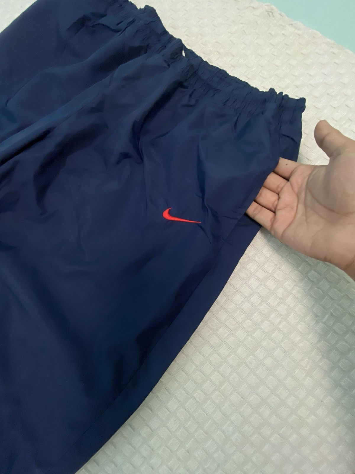 Billie Eilish × Nike 💥 VINTAGE NIKE 90S BAGGY WIDE LEG SWOOSH TRACK PANTS Y2K Size US 28 / EU 44 - 6 Thumbnail