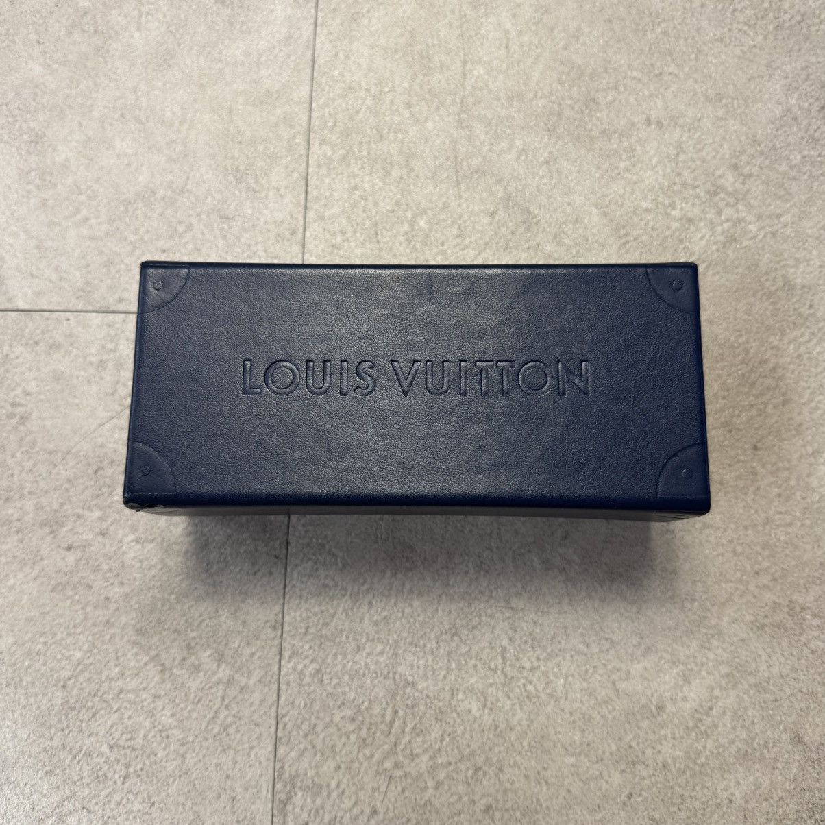 Louis Vuitton Louis Vuitton Z1190E Pilot Rainbow Blue Sunglasses Size ONE SIZE - 7 Thumbnail