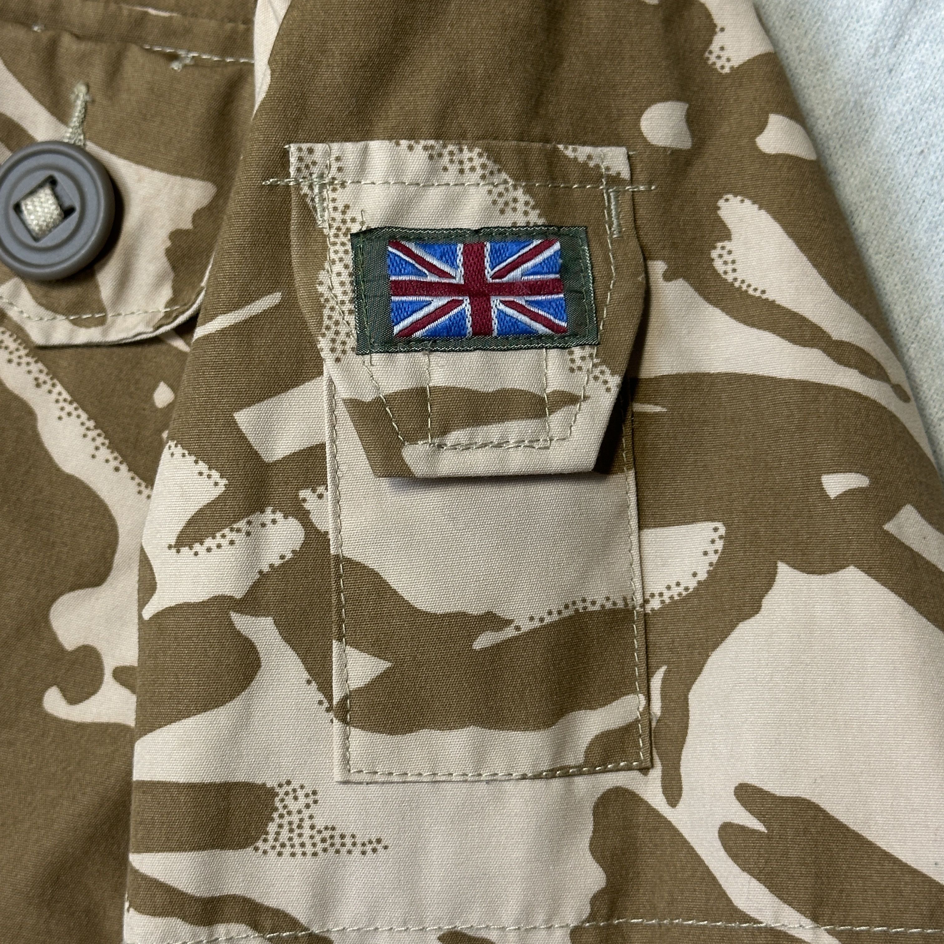Other Vintage British Desert Camouflage Windproof Smock Jacket Size 170/104 Size US L / EU 52-54 / 3 - 4 Thumbnail