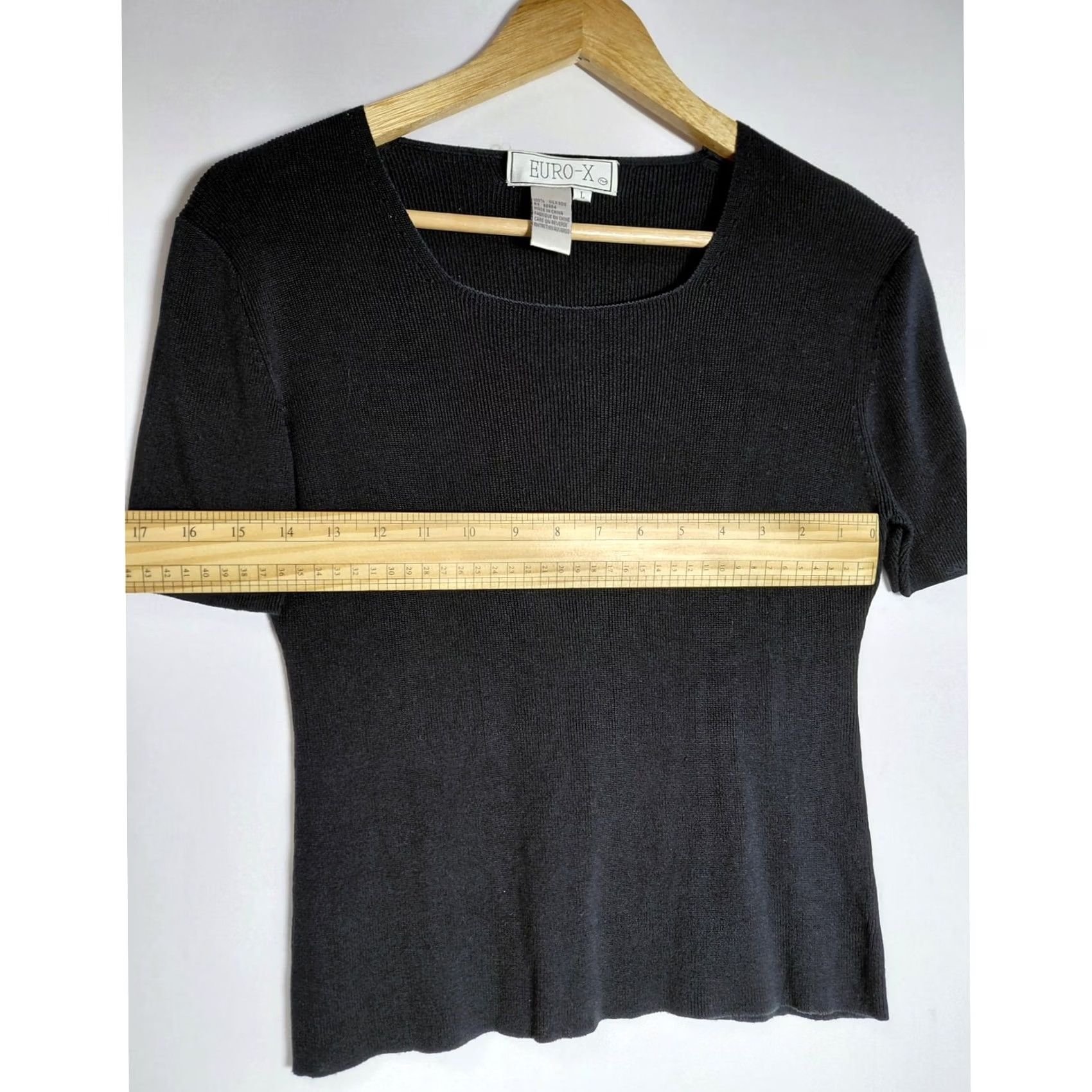 Vintage EURO-X Silk Black Top Solid Short Sleeve 100% Silk Women L Blouse Scoop Neck Pullover Casual Business Young Adult Womens Size L / US 10 / IT 46 - 6 Thumbnail