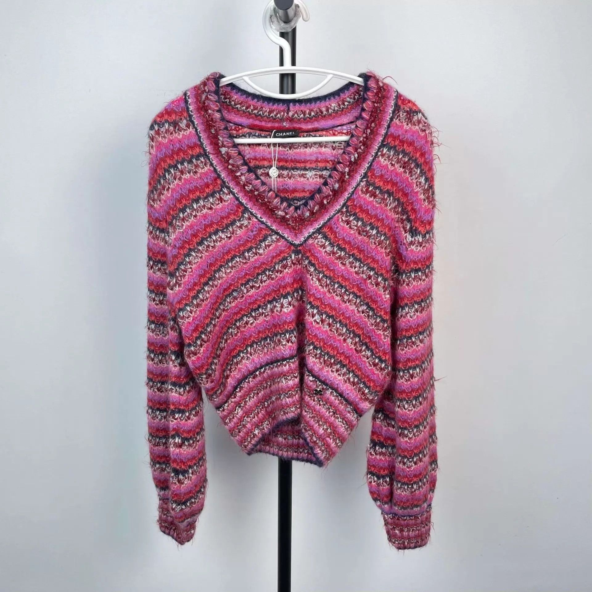 Chanel Chanel 97 New Women's Pink Purple Sweater 38 Size S / US 4 / IT 40 - 1 Thumbnail