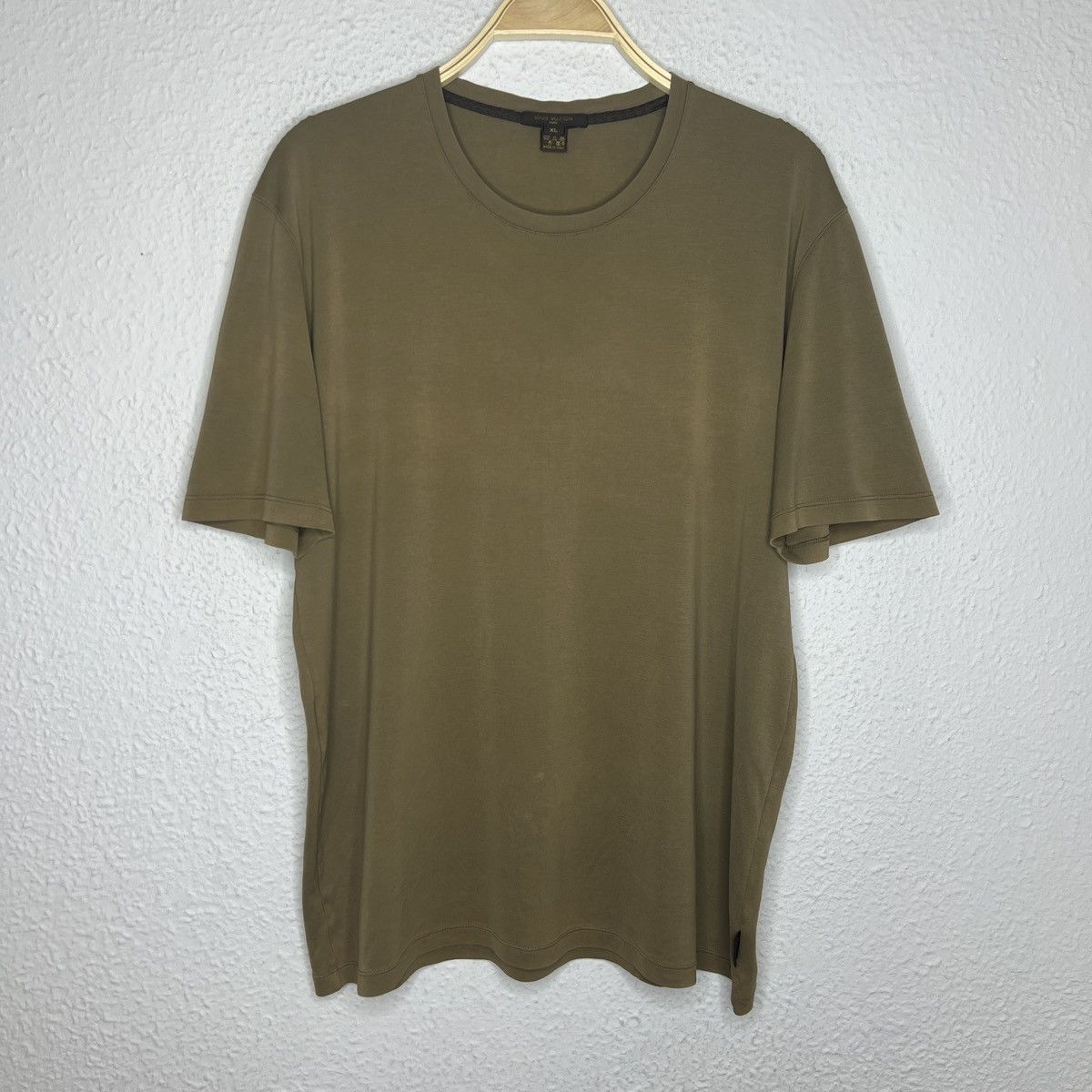 image of Louis Vuitton Classic Tshirt Tee Basic Luxury Brown Logo, Men's (Size XL)