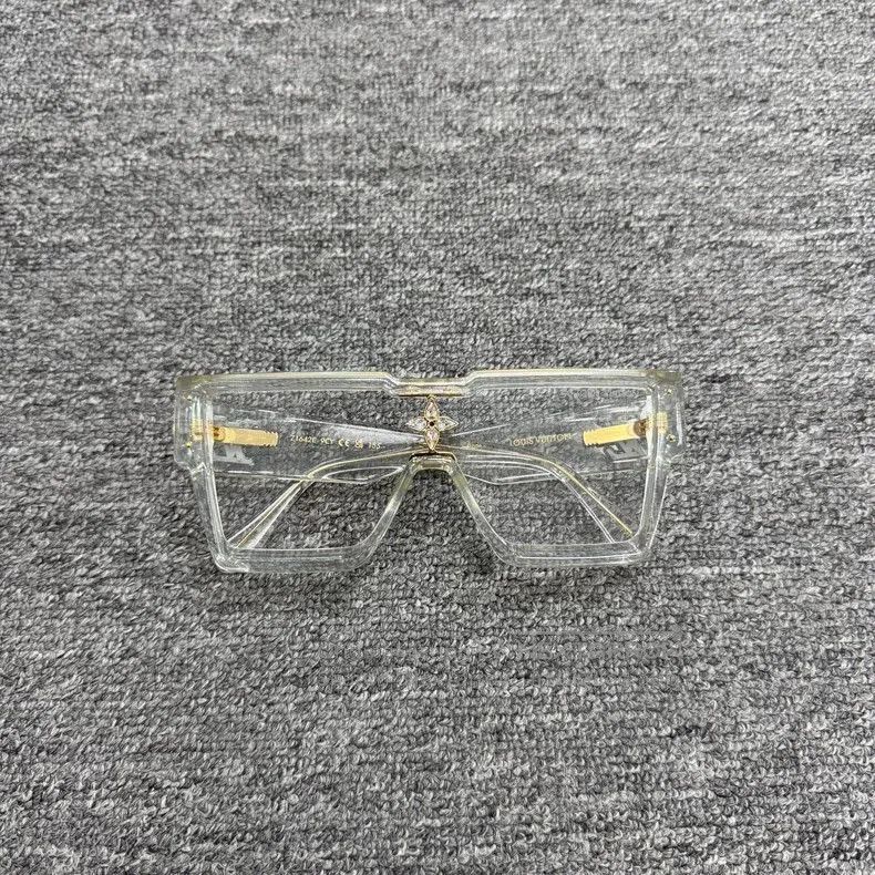 Louis Vuitton Louis Vuitton Crystal Studded Square Glasses. Size ONE SIZE - 1 Thumbnail