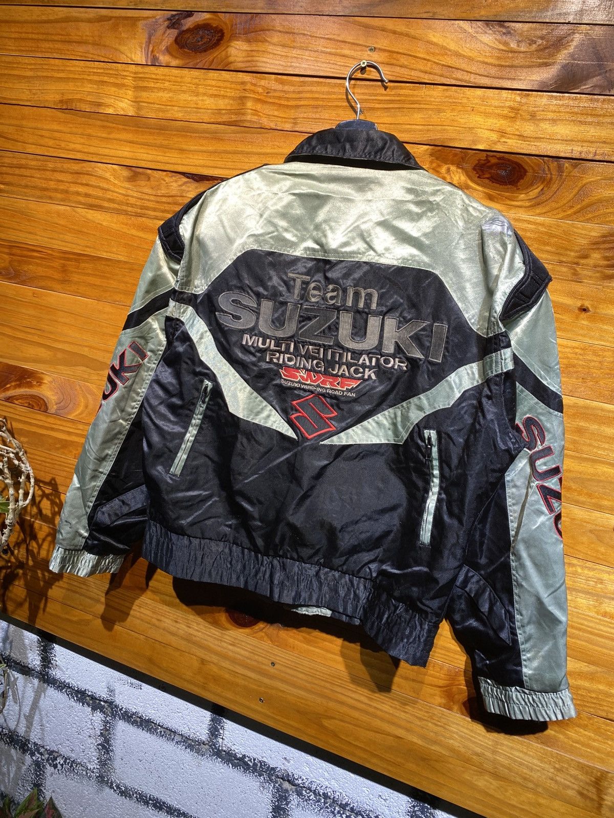 Japanese Brand Vintage Suzuki Team Motorcycle Riding Black Metallic Green Size US L / EU 52-54 / 3 - 4 Thumbnail