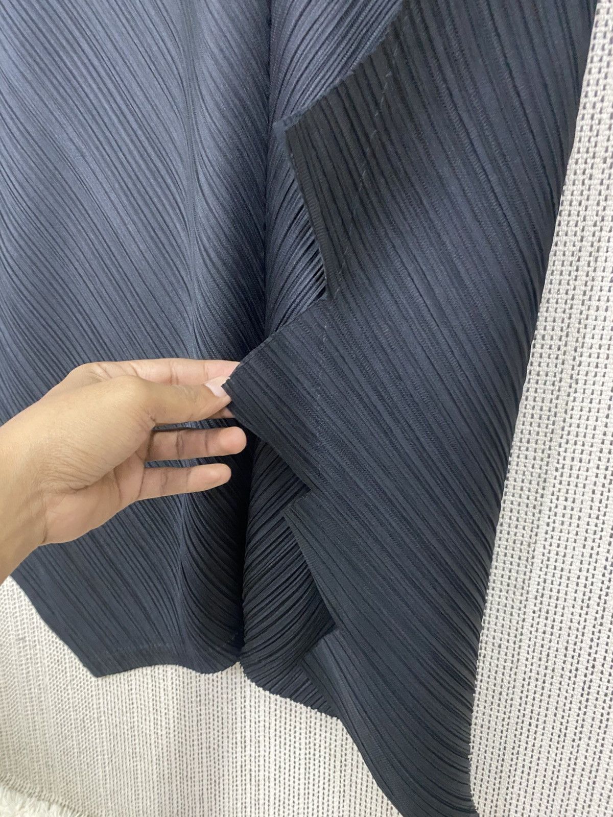 Pleats Please Issey Miyake PleatsPlease Issey Miyake Sculptural Zigzag Midi Dress Black Size M / US 6-8 / IT 42-44 - 3 Thumbnail