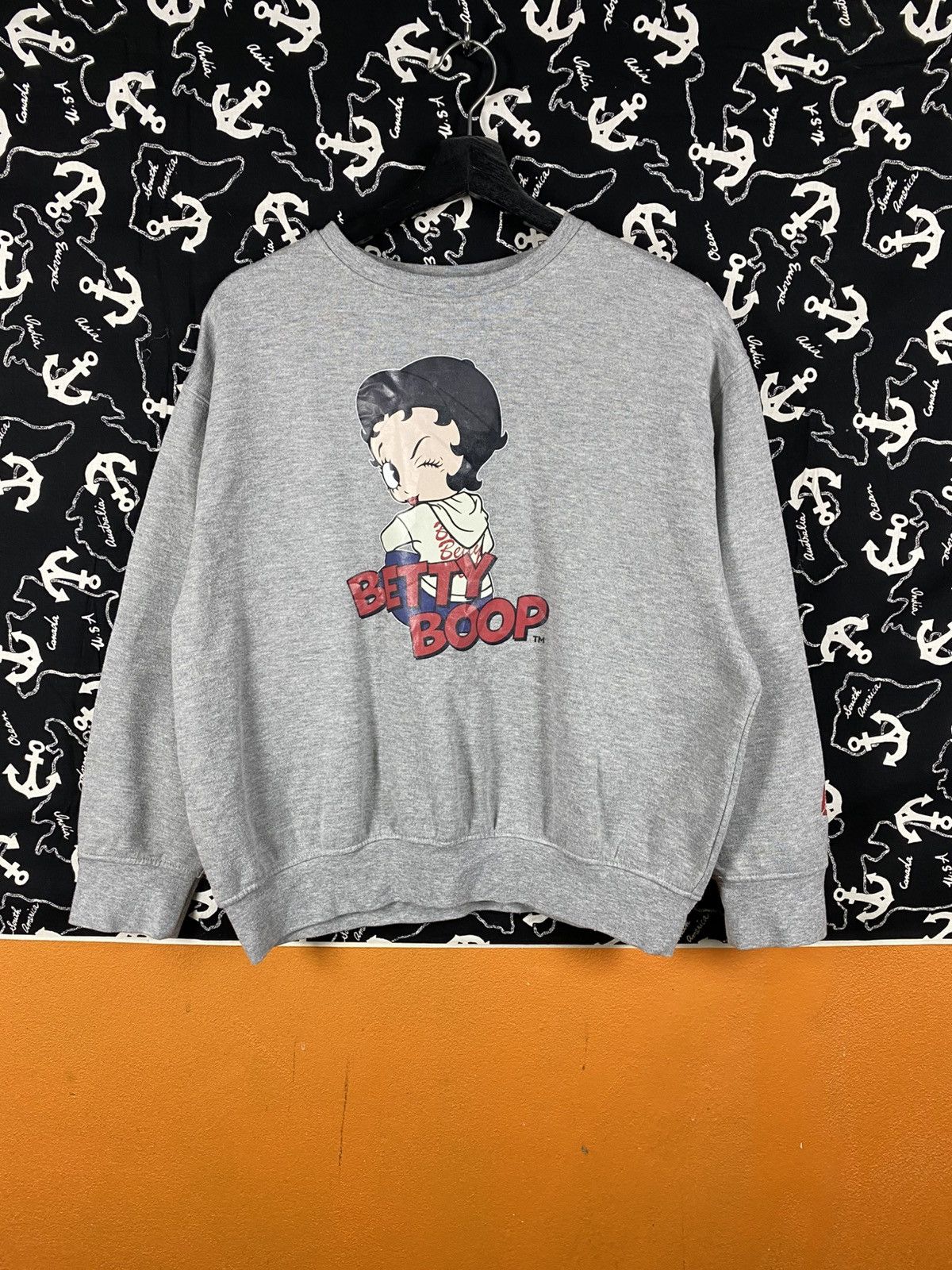 Vintage Betty Boop Graphic Crewneck Sweatshirt | Grey Cartoon Print Size US S / EU 44-46 / 1 - 5 Thumbnail