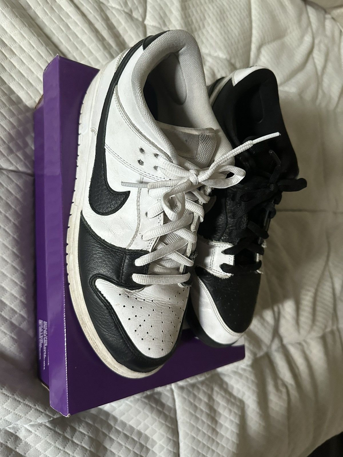 Nike Mens Nike SB dunks Yin & Yang Size US 10.5 / EU 43-44 - 5 Thumbnail