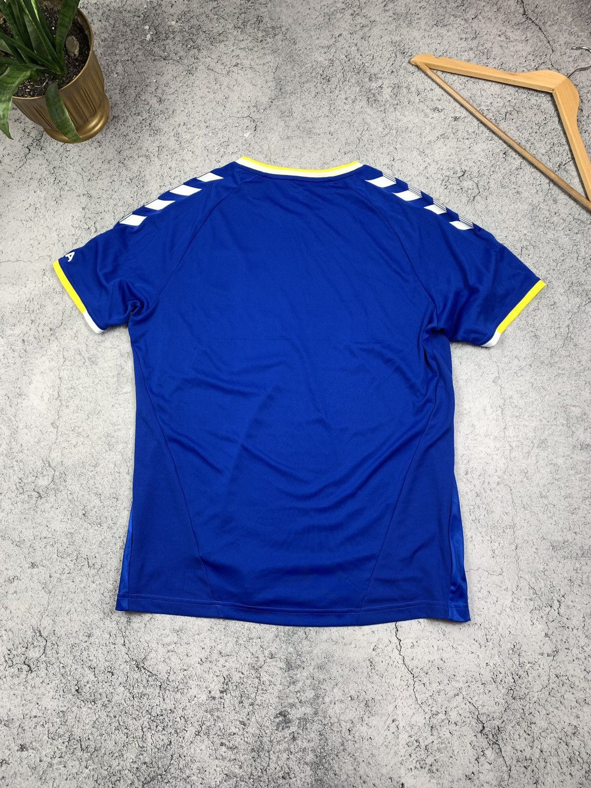 Hummel Hummel Everton FC 2021-2022 Women’s Home Shirt Size US16 Size XXL / US 16-18 / IT 52-54 - 7 Thumbnail