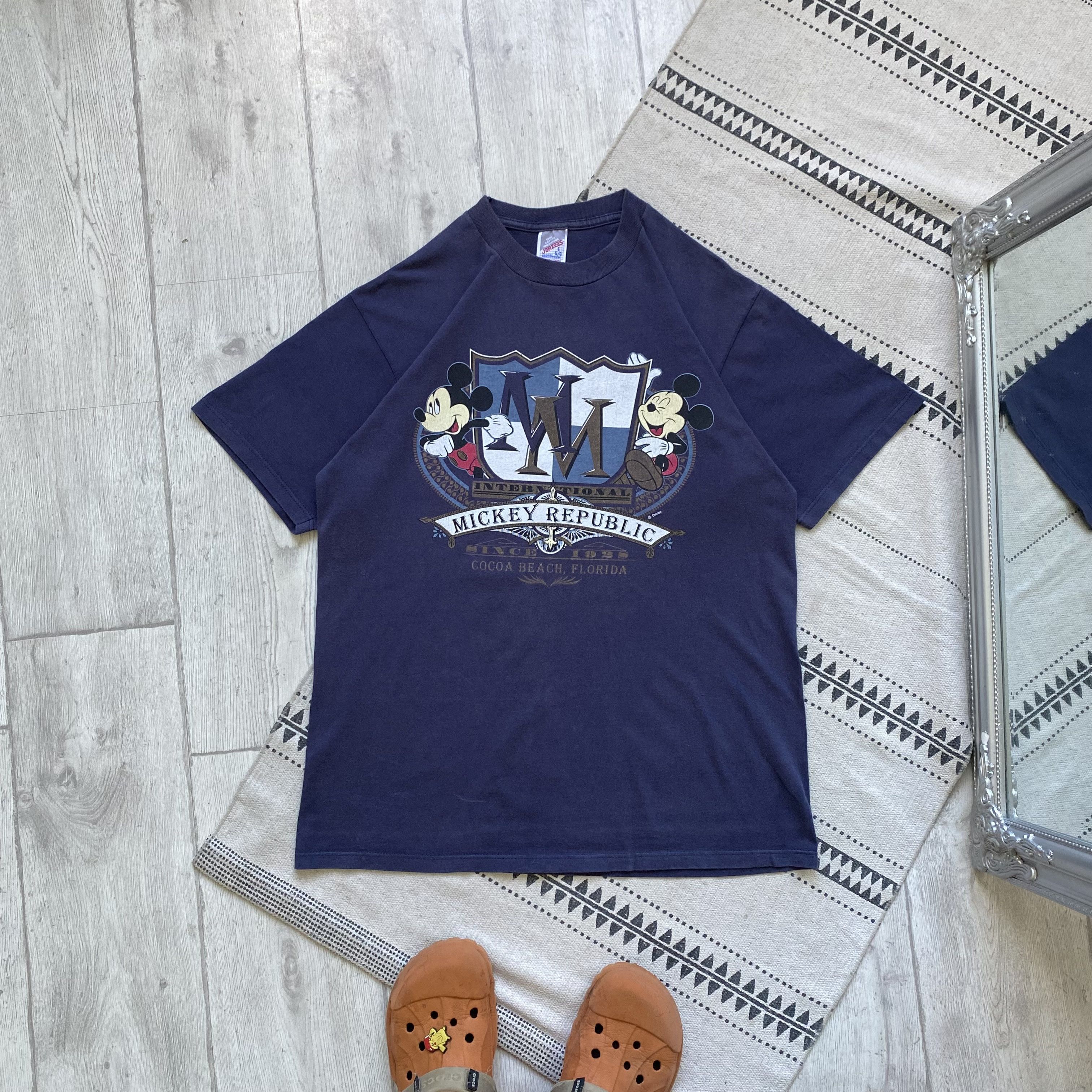 Disney Vintage 90s Faded Mickey Mouse Tee Disney World Y2K Size US L / EU 52-54 / 3 - 1 Thumbnail
