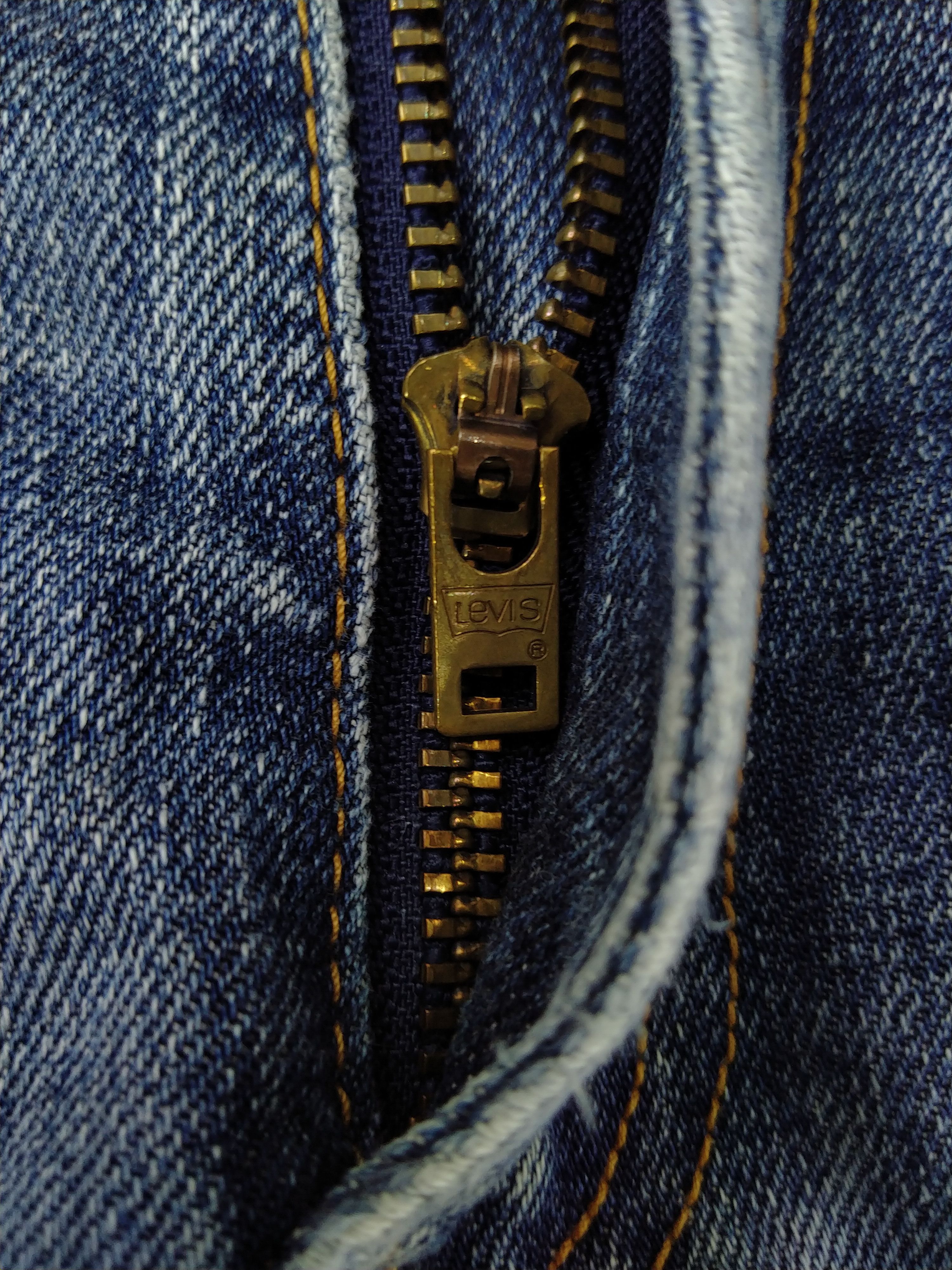 Levi's Blue Vintage Levi's 504 Distressed Denim 32x34 -JN208 Size US 32 / EU 48 - 8 Thumbnail