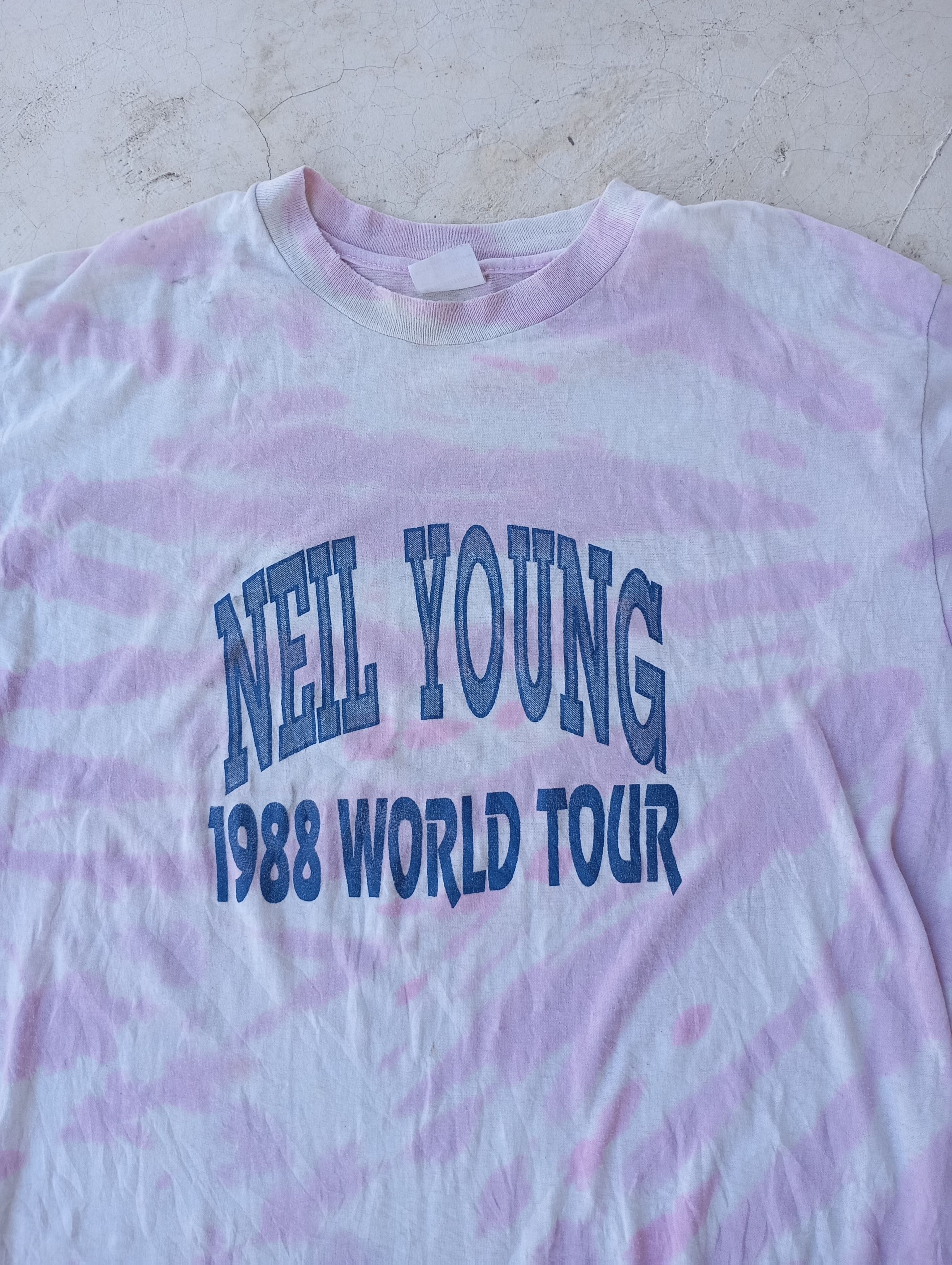 Band Tees × Vintage Vintage 1988 Nell Young World Tour T shirts Size US XL / EU 56 / 4 - 2 Thumbnail