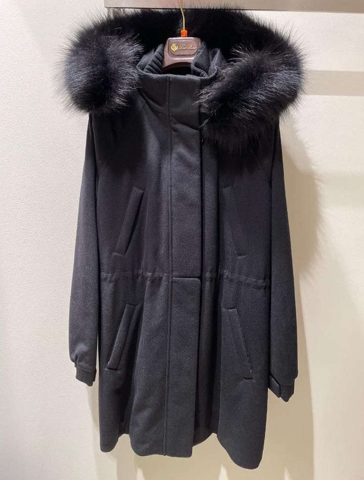 Loro Piana o1srvl11e0526 Icery Long Coat in Grey Size M / US 6-8 / IT 42-44 - 1 Thumbnail