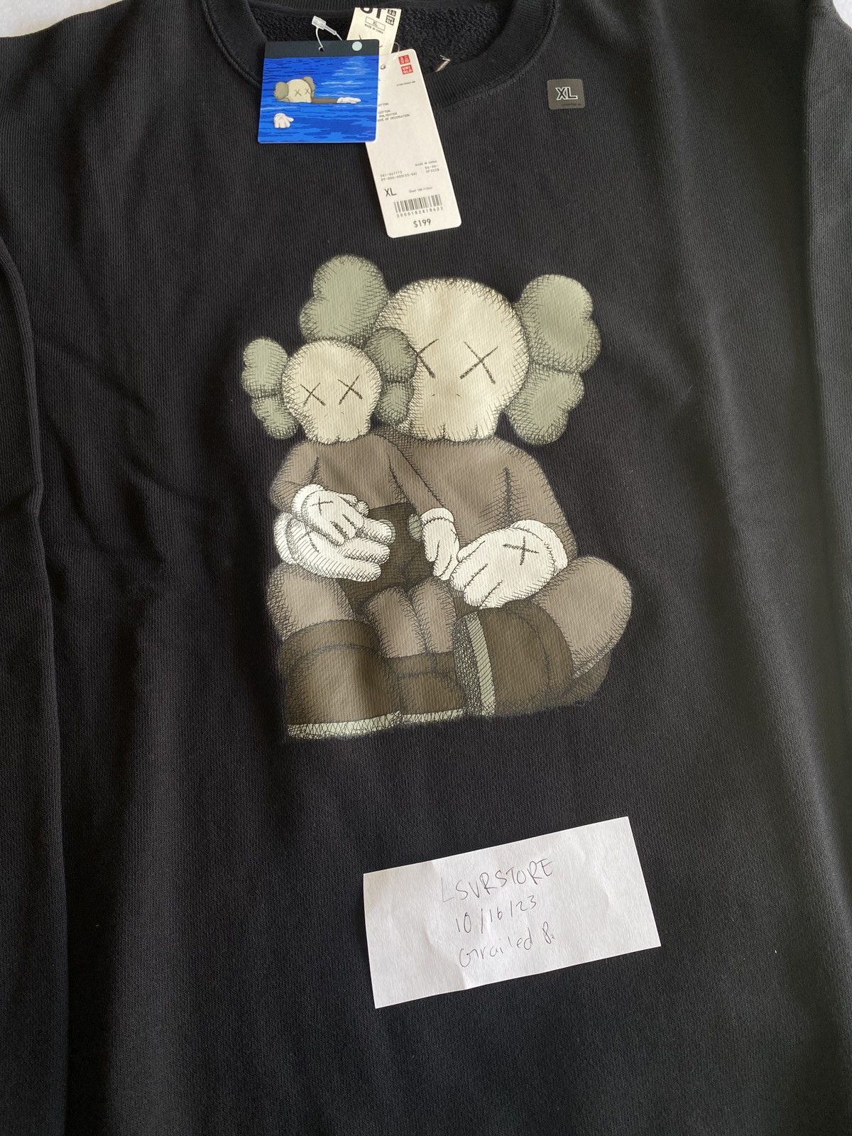 Kaws × Uniqlo Kaws x Uniqlo Companion 09 Black Crewneck XLARGE Size US XL / EU 56 / 4 - 2 Thumbnail