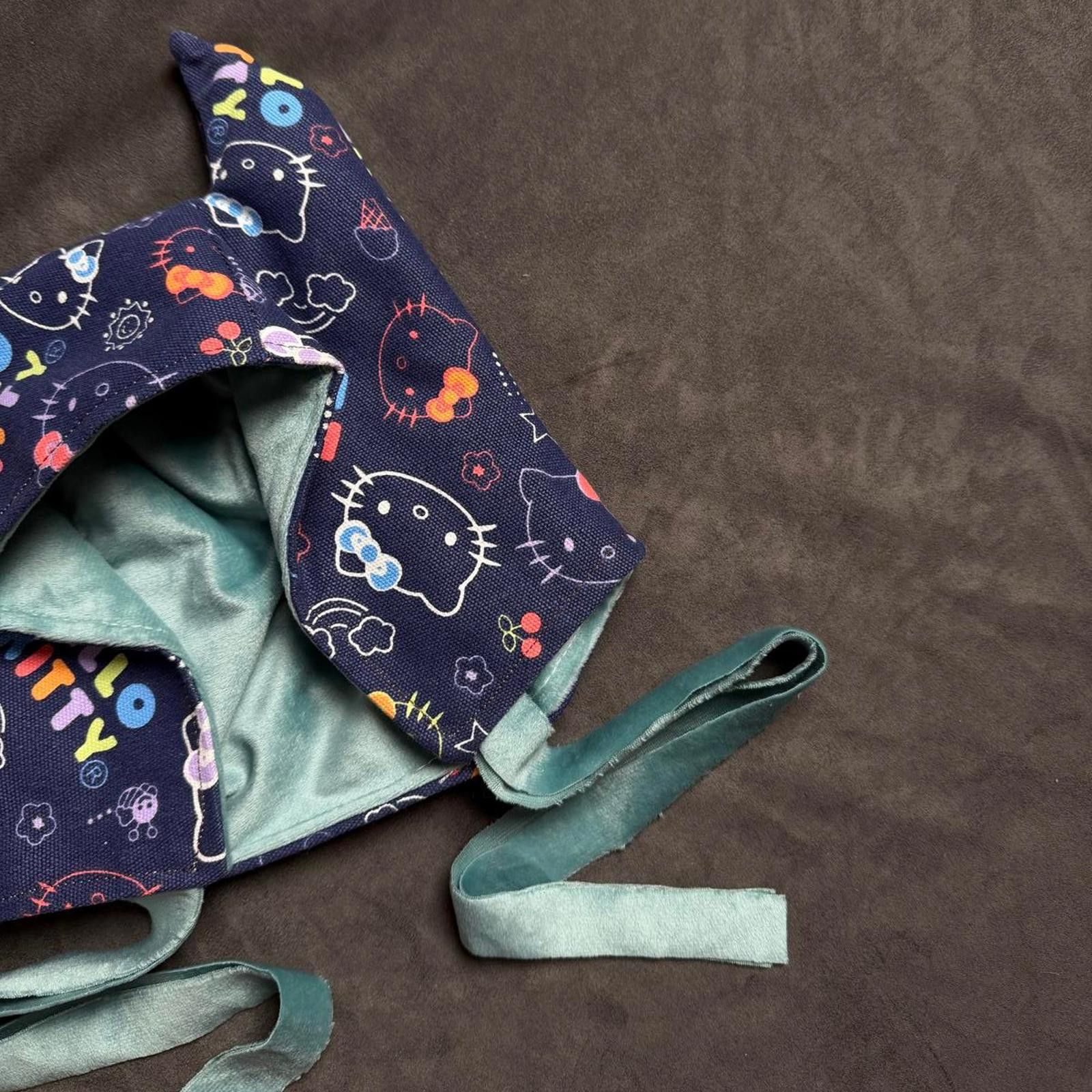 Handmade Handmade Reversible Hello Kitty Cat Ear Hat - Kawaii Cosplay Size ONE SIZE - 7 Thumbnail