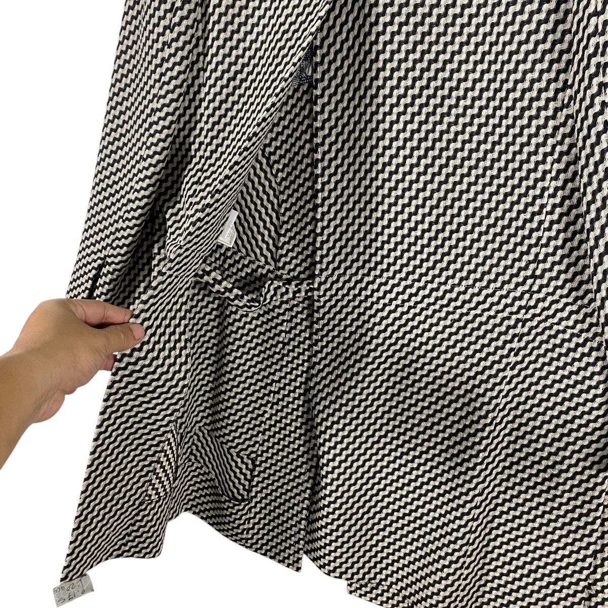 Designer × Gianfranco Ferre Vintage Gianfranco Ferre Italy Cardigan Wool Size 42 (M) Size M / US 6-8 / IT 42-44 - 14 Thumbnail