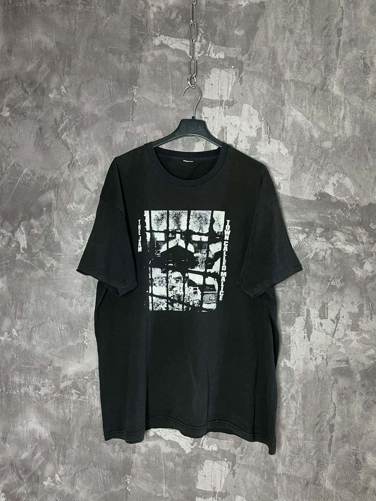 Band Tees × Vintage 👕 Vintage T-Shirt The Jam Big Logo Band Rock Size US XL / EU 56 / 4 - 1 Thumbnail