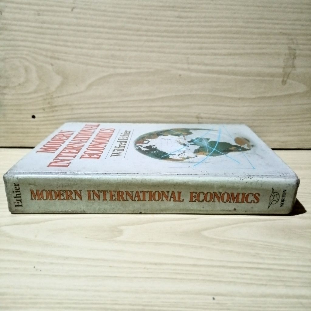 Vintage Modern international economics by Wilfred Ethier Size ONE SIZE - 3 Thumbnail