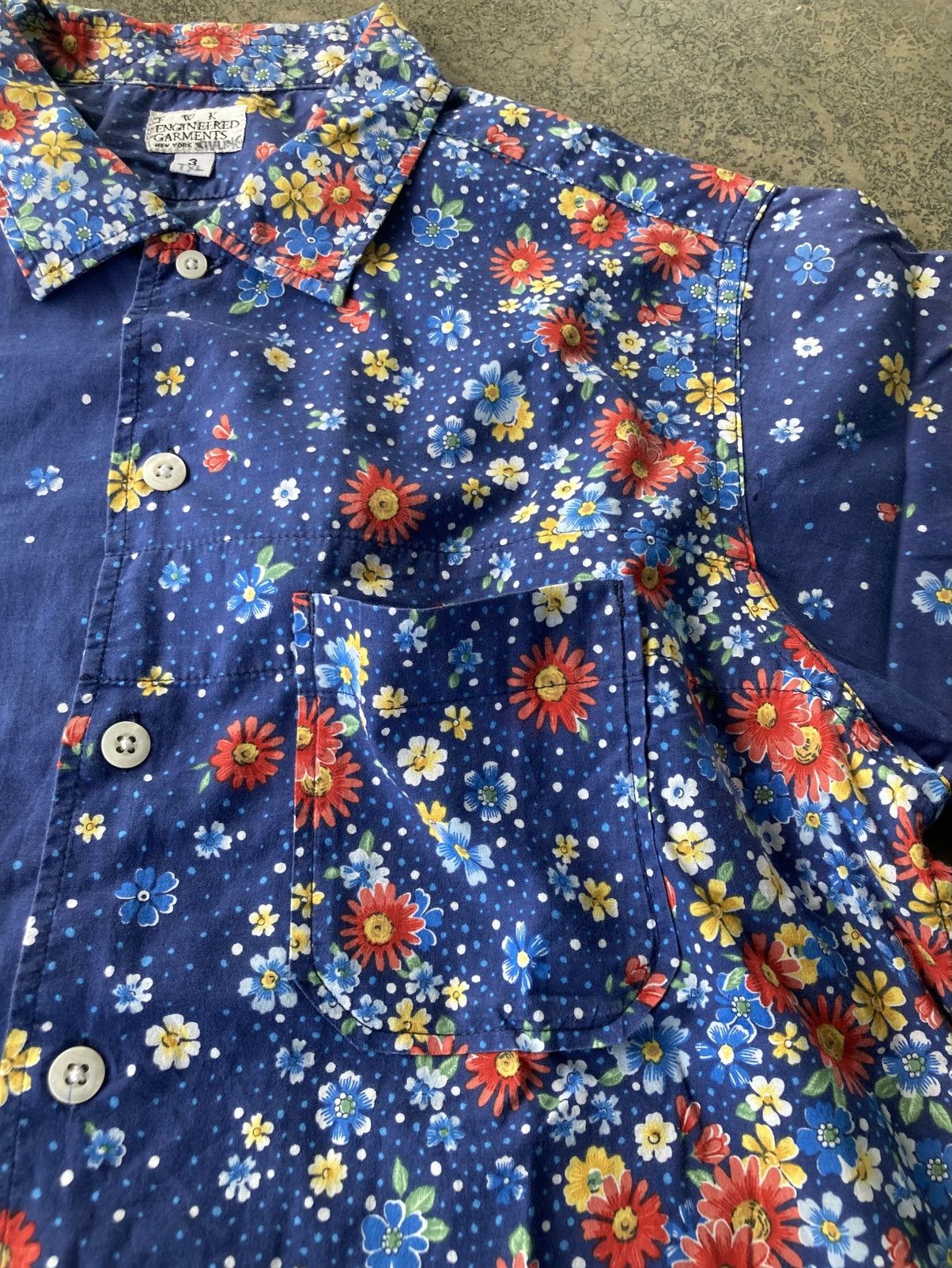Engineered Garments Engineered Garments Floral Motif Print Blue Buttons Ups Size M / US 6-8 / IT 42-44 - 5 Thumbnail