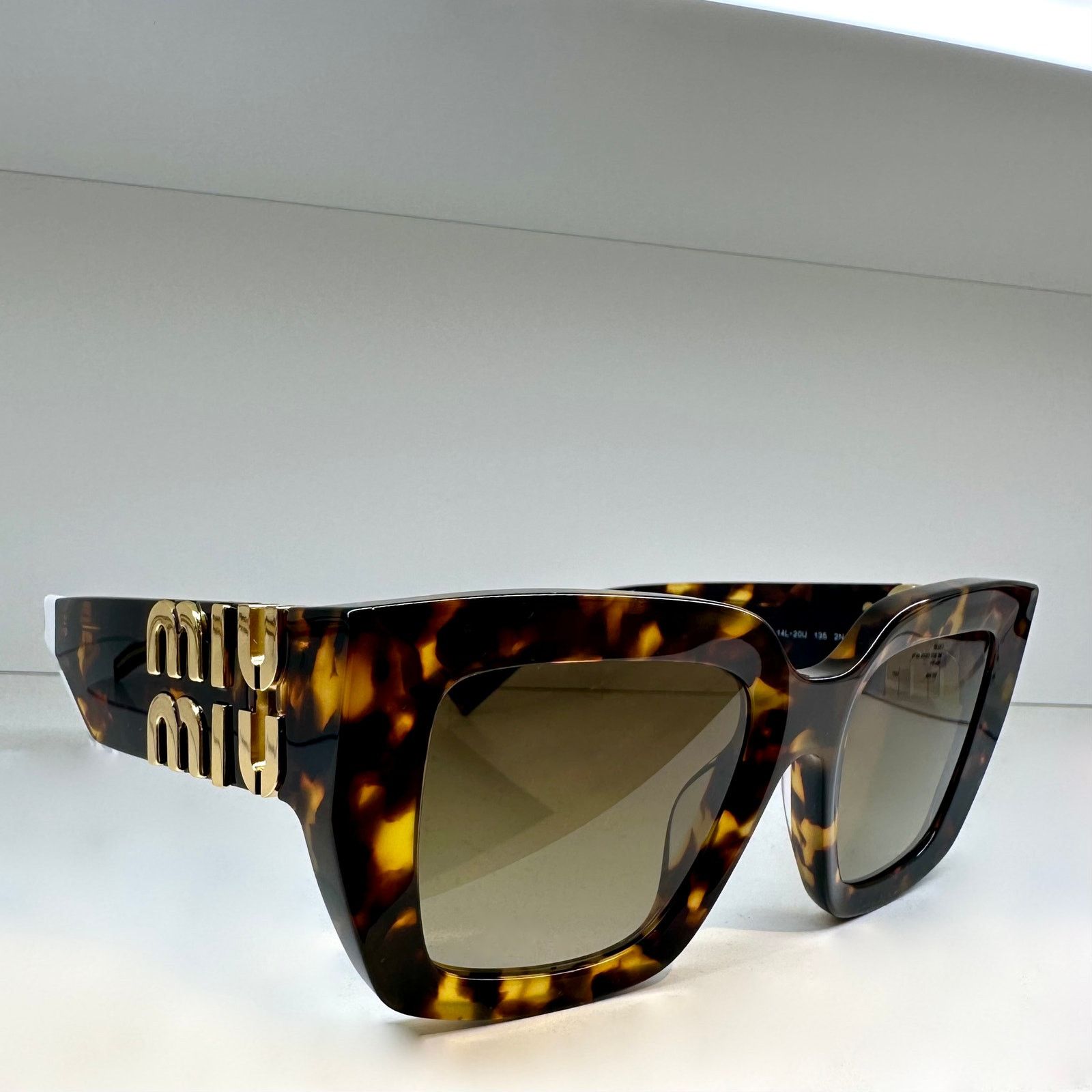 Miu Miu New MIU MIU Sunglasses Brown Square 2025 Gold Metal Logo Size ONE SIZE - 1 Thumbnail