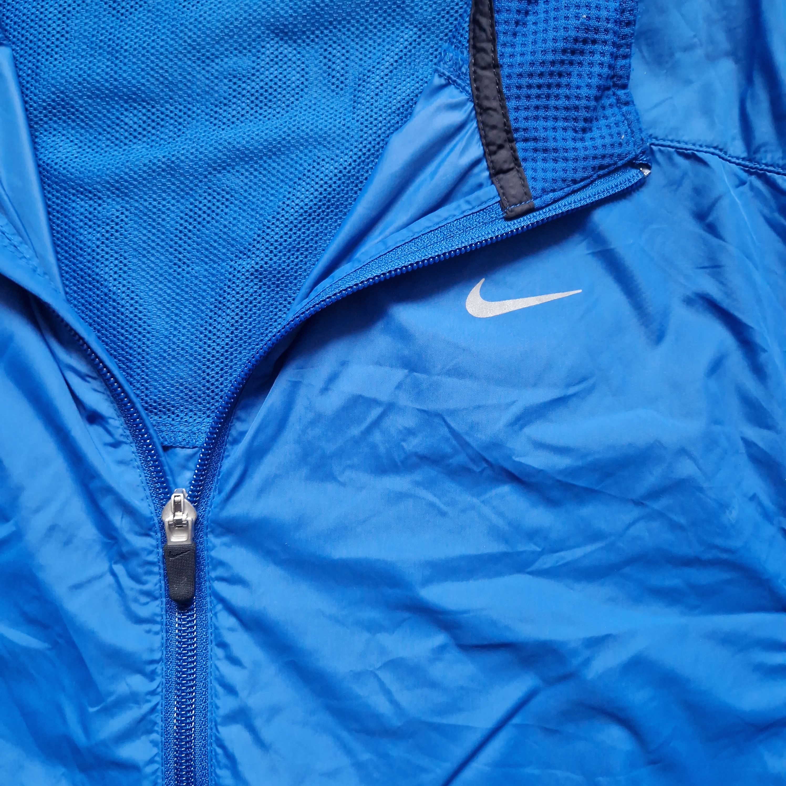 Nike Nike Vintage Windbreaker Jacket – Blue/Black – Size L Size US L / EU 52-54 / 3 - 3 Thumbnail