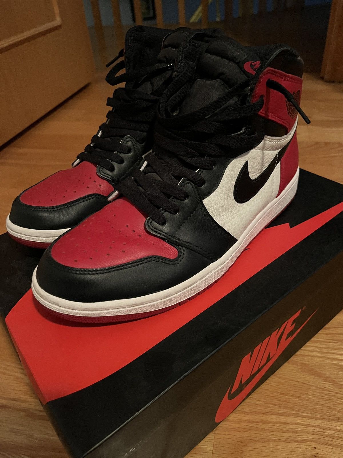 Jordan Brand Jordan 1 Retro High Bred Toe Size US 10 / EU 43 - 4 Thumbnail
