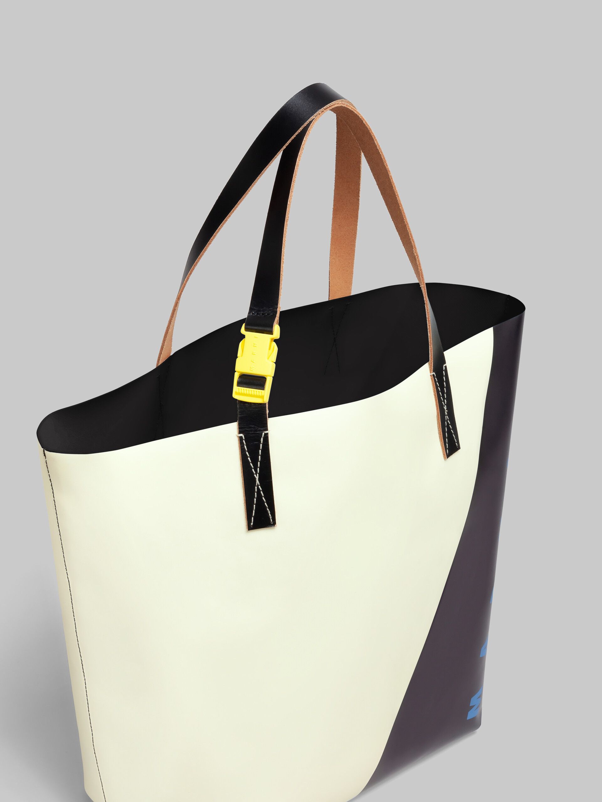 Marni o1s22i1n0924 Size: OS / Tribeca Tote Bag in White/Black Size ONE SIZE - 4 Thumbnail