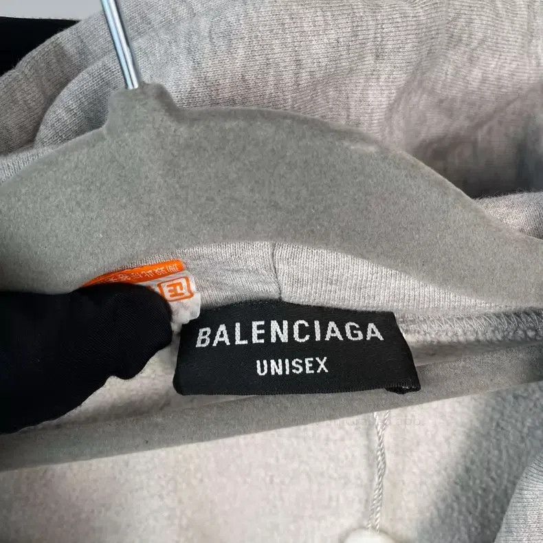 Balenciaga Balenciaga Letter Casual Hoodie Size US L / EU 52-54 / 3 - 6 Thumbnail
