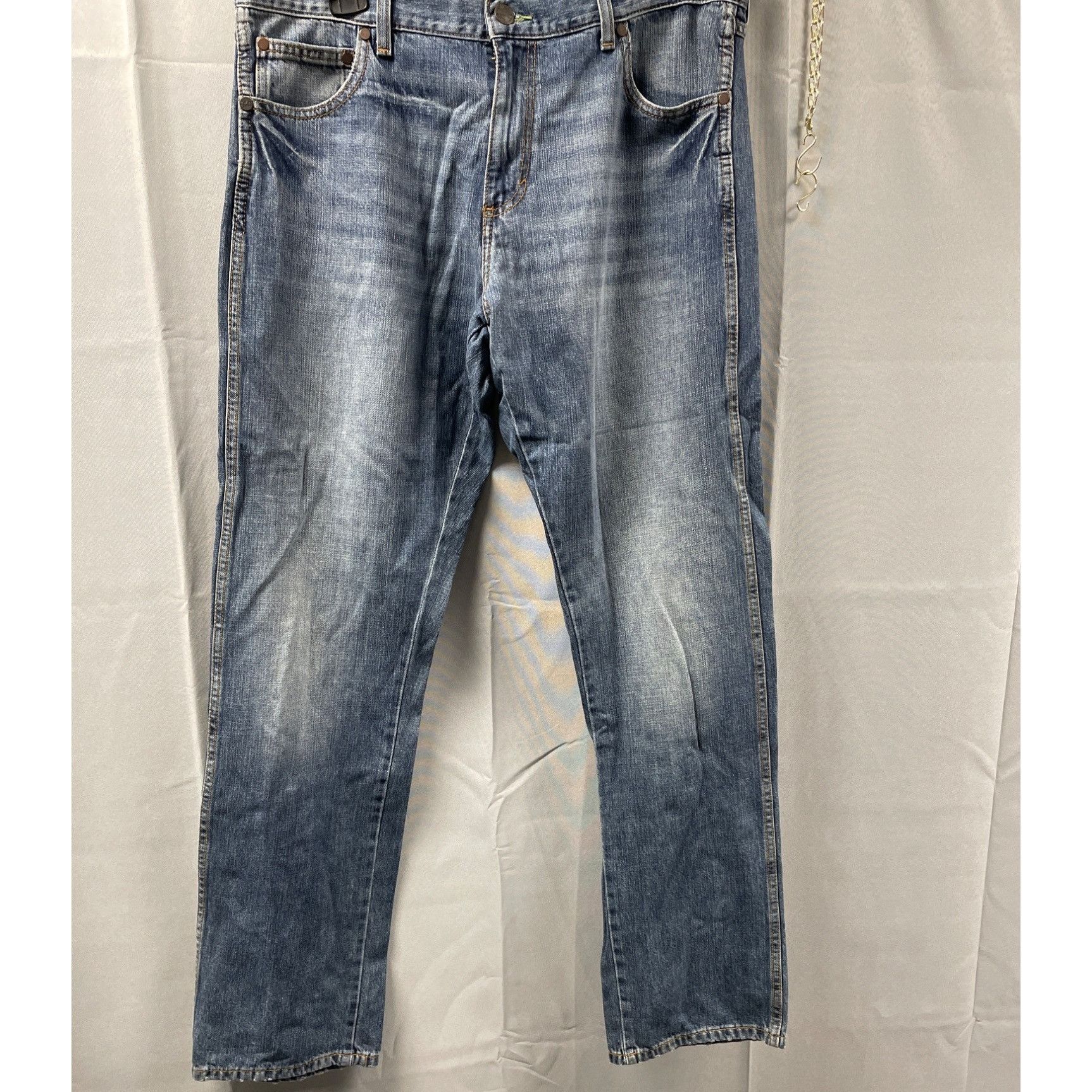 Wrangler Wrangler Men's Blue Jeans Slim Straight 36 x 34 SKU 4575 Size US 36 / EU 52 - 1 Thumbnail