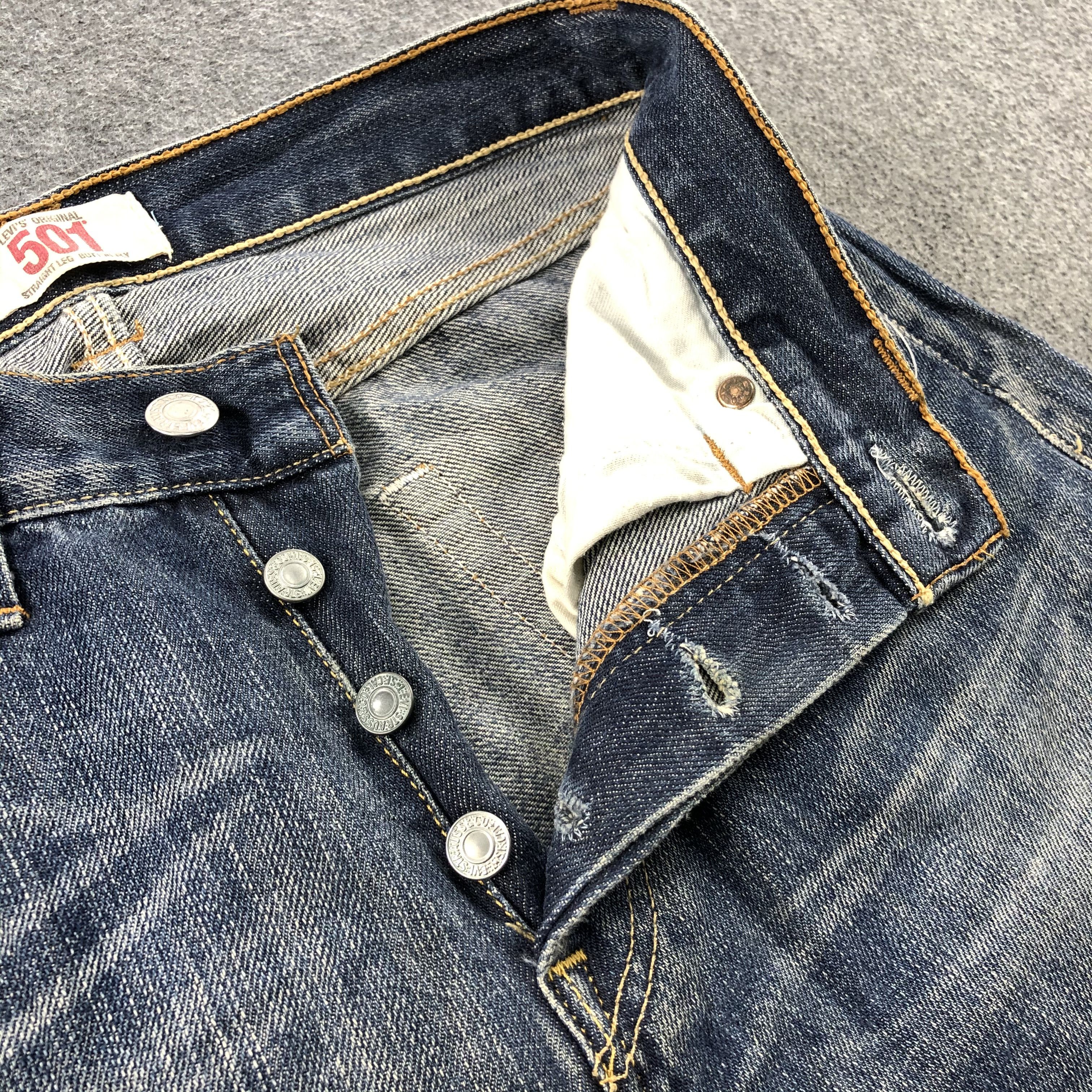Levi's Vintage Blue Wash Levis 501 Jeans-JM1942 Size US 30 / EU 46 - 8 Thumbnail